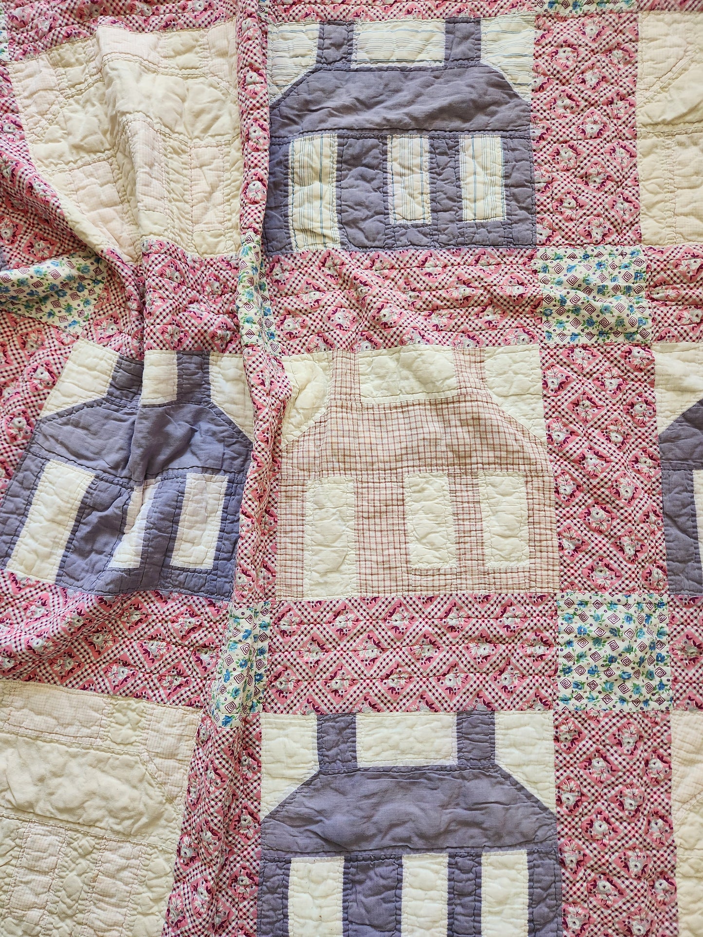 1930’s Feed Sack Log Cabin/School House Quilt