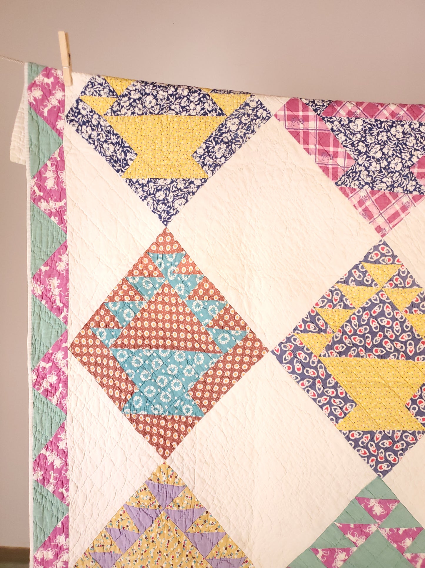 Vintage Feed Sack Cake Stand Quilt