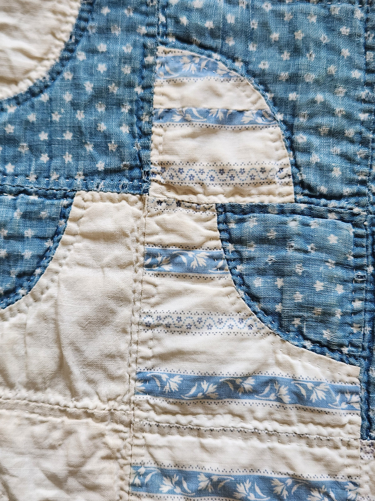 Antique Blue & White Drunkard's Path Quilt c1920