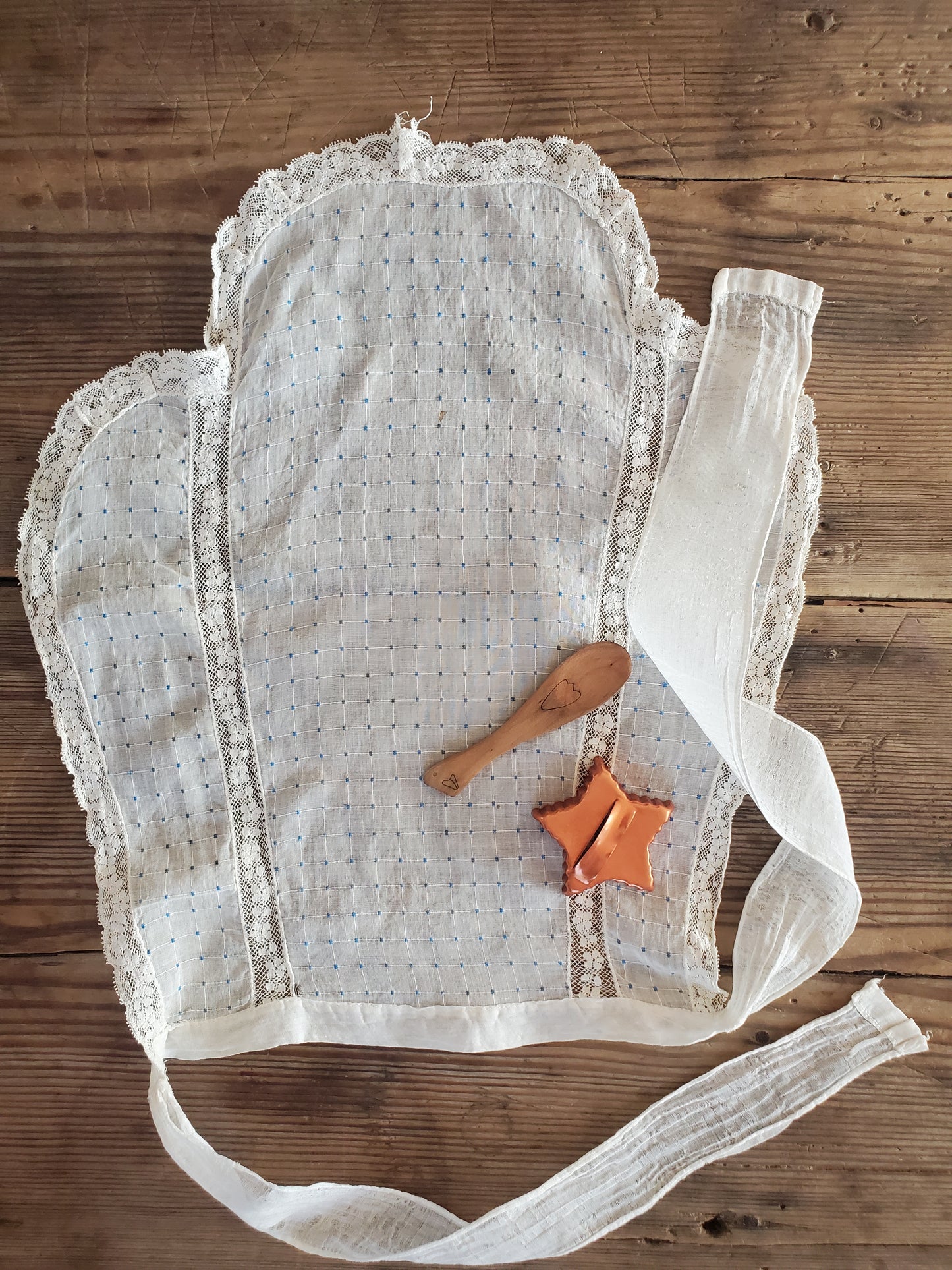 Antique Apron, Children's