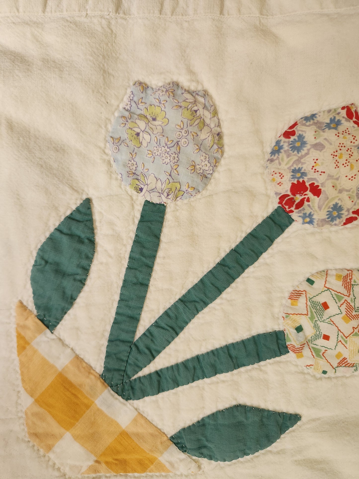 Vintage Flower Pot Applique Quilt