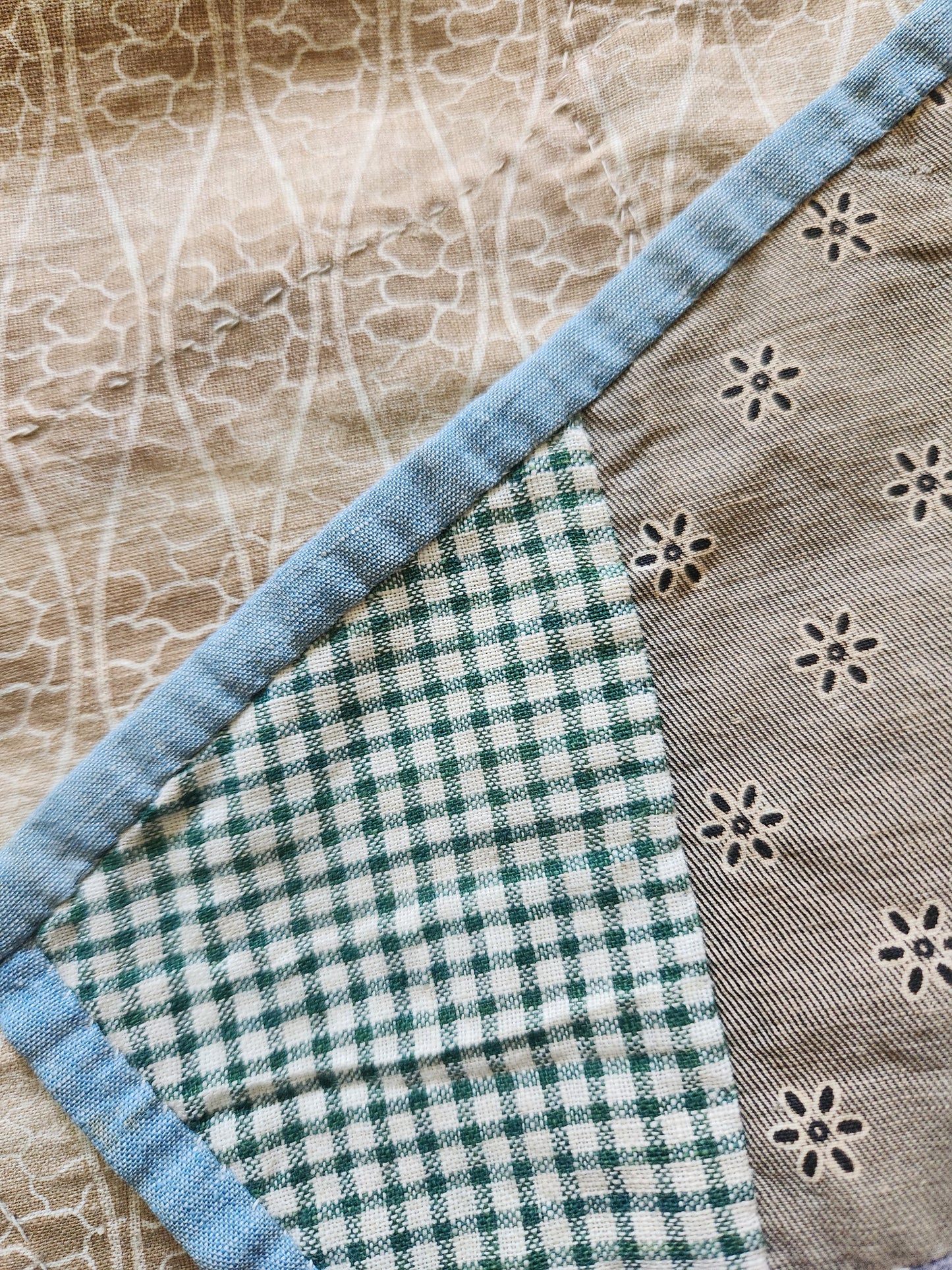 Doll Quilt c1900
