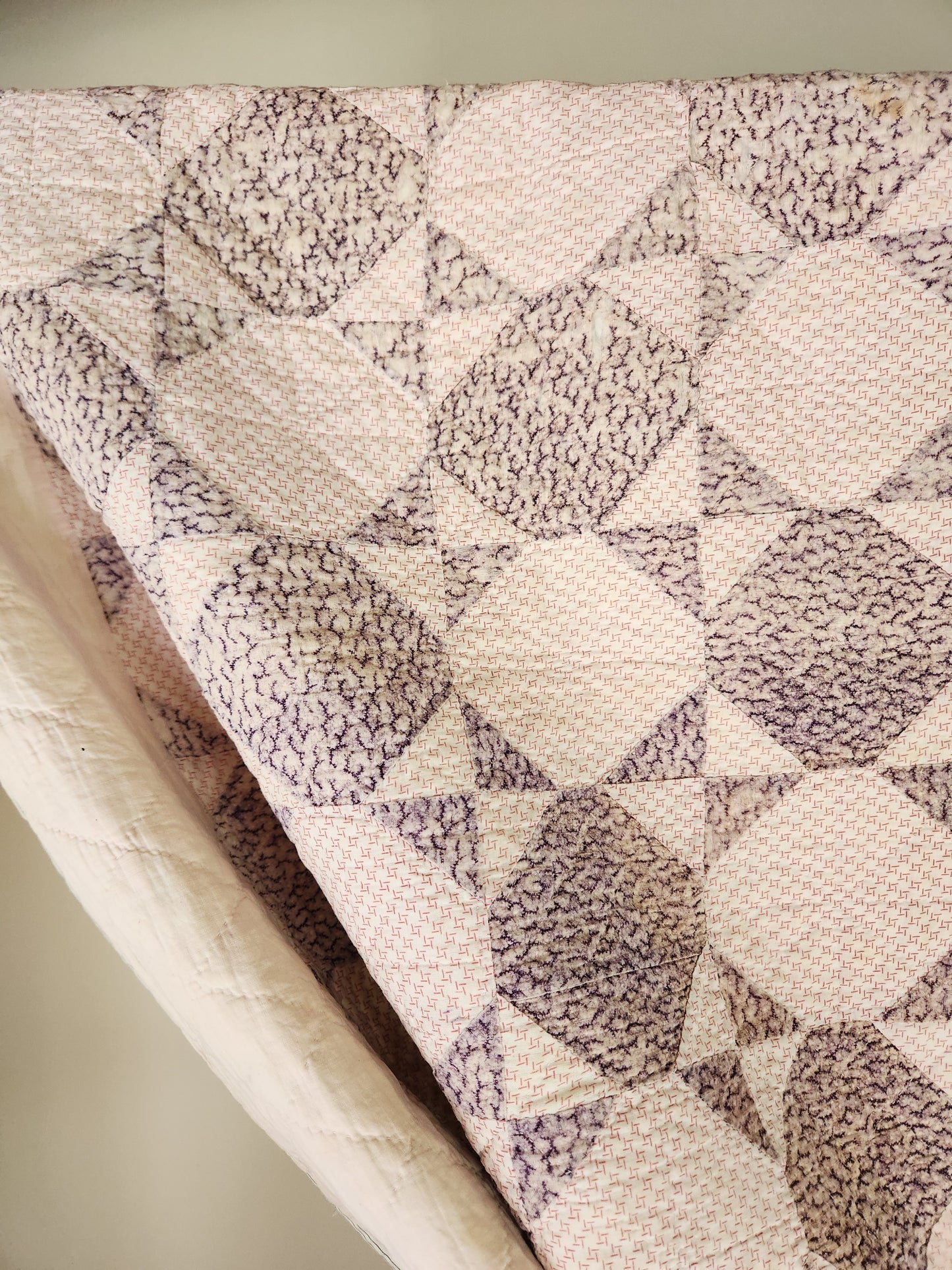Antique Purple Snowball Quilt