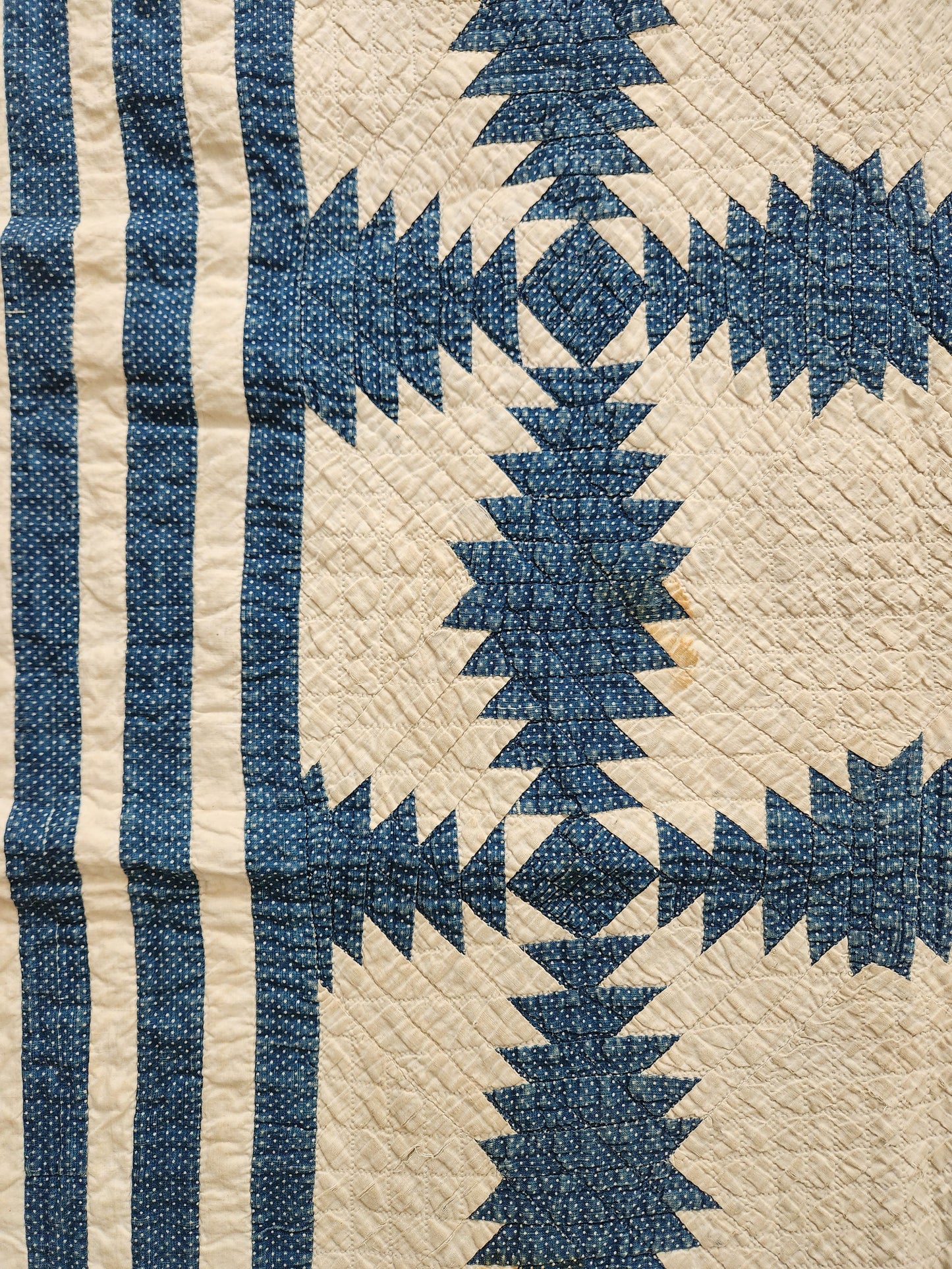 Antique Indigo & White Pineapple Quilt
