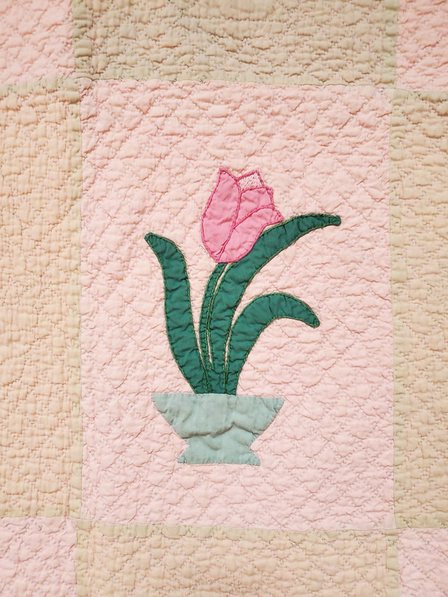 Vintage Flower Vignettes Quilt, ca 1940