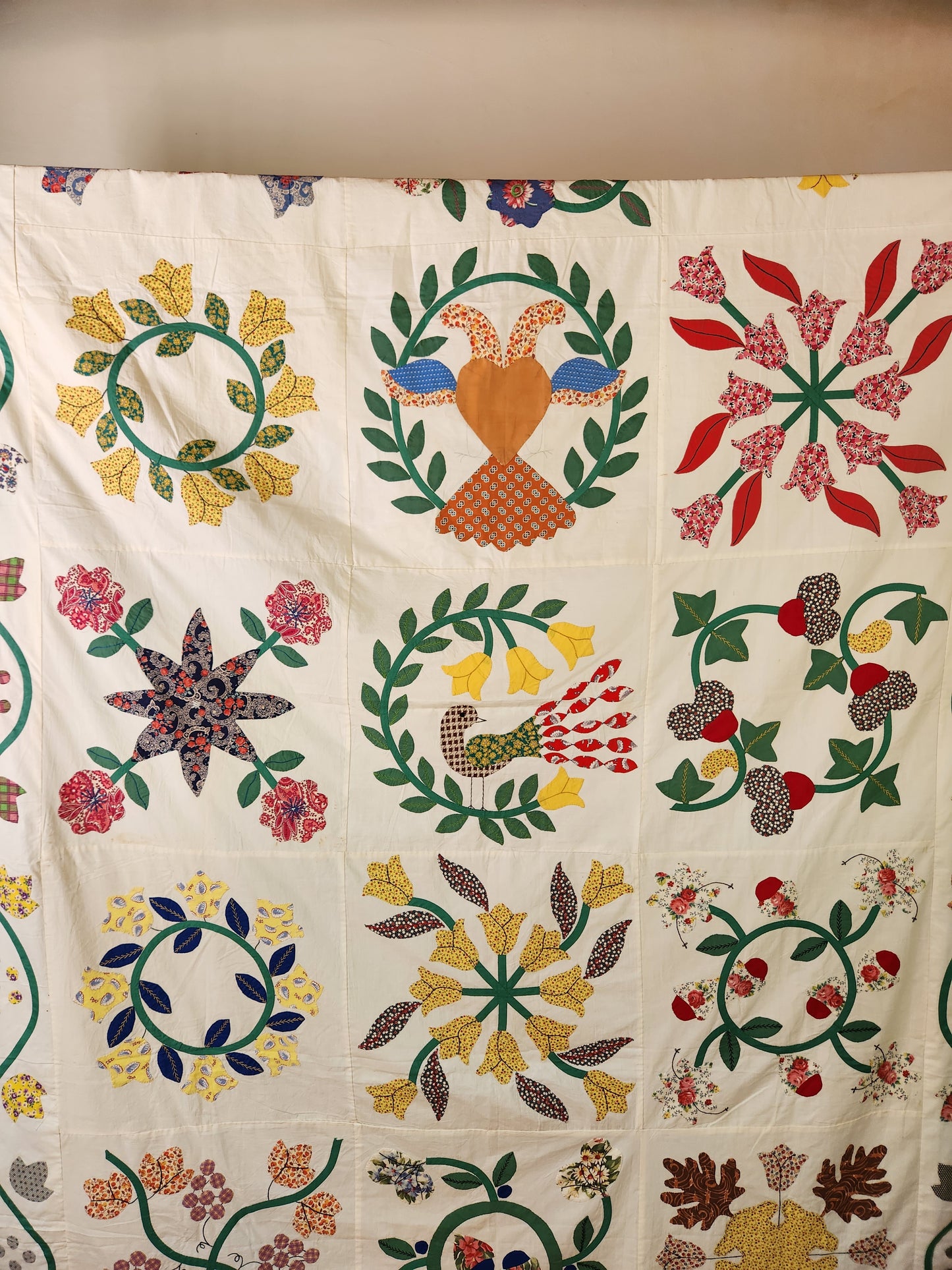 Vintage Hand Stitched Album Coverlet c1950 (A)