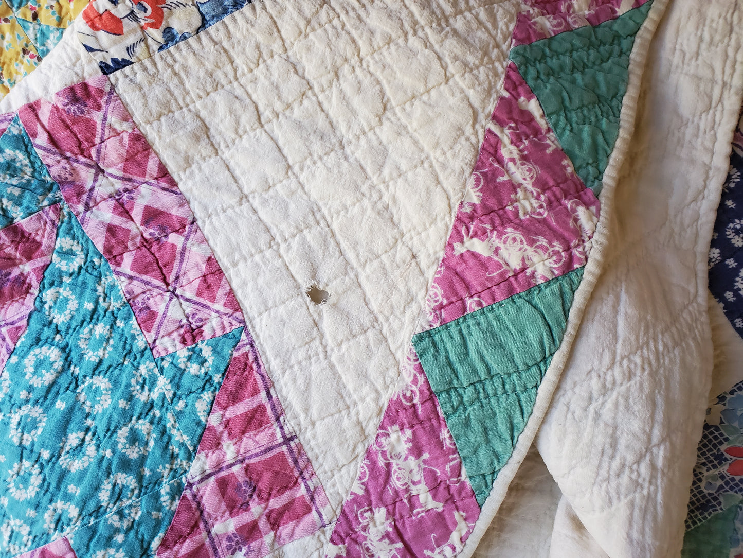 Vintage Feed Sack Cake Stand Quilt