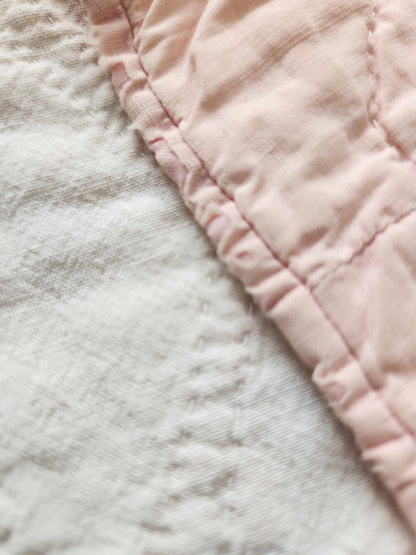 Stunning Feed Sack Star Quilt c1930