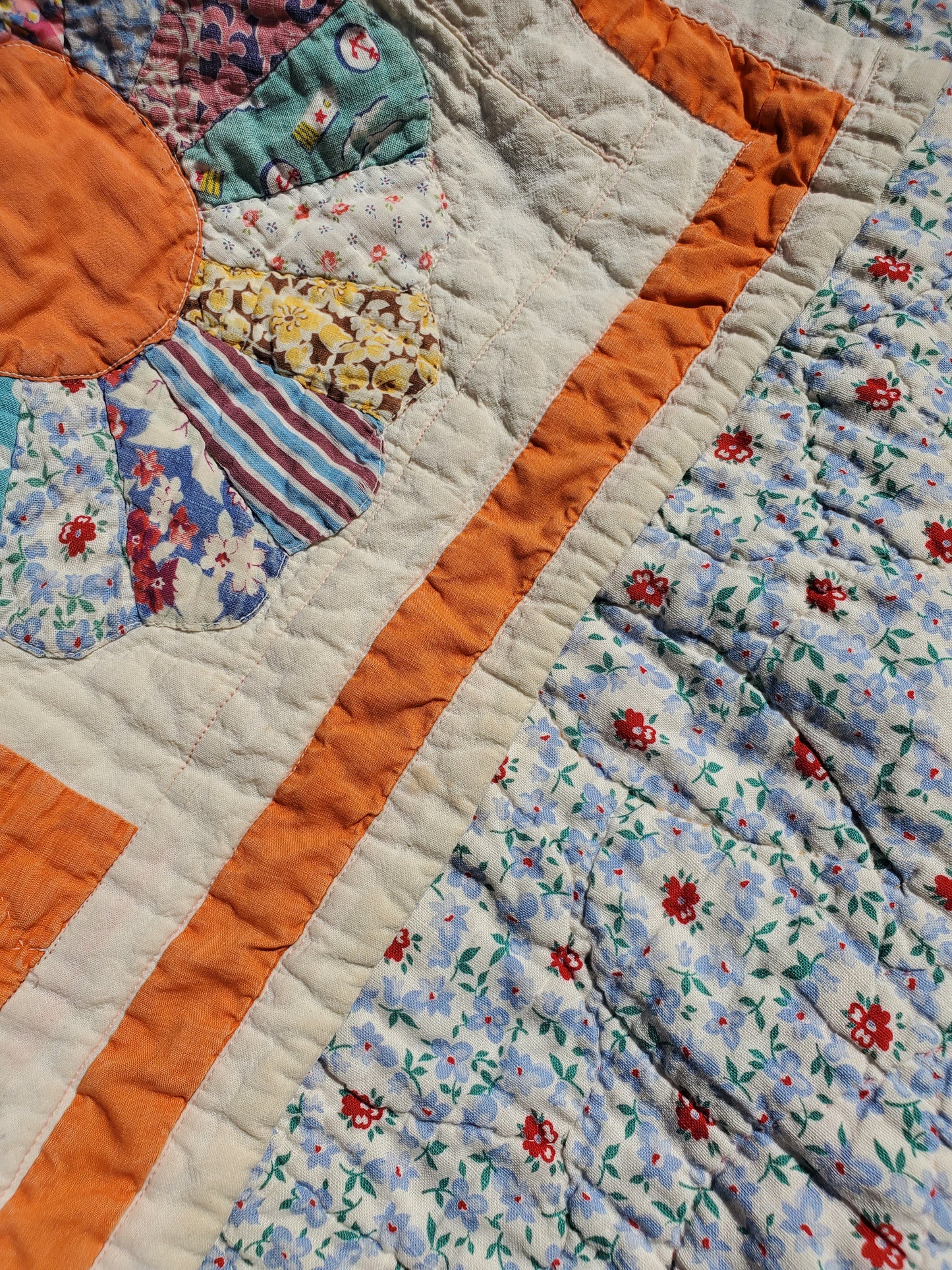 Vintage Dresden Plate Quilt c1940