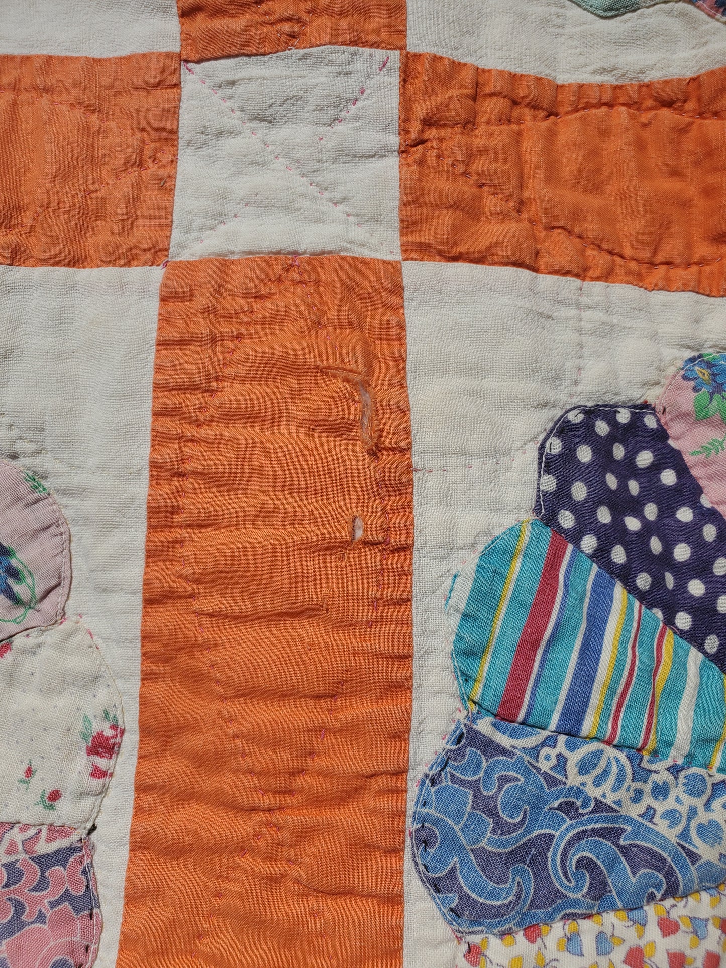 Vintage Dresden Plate Quilt c1940