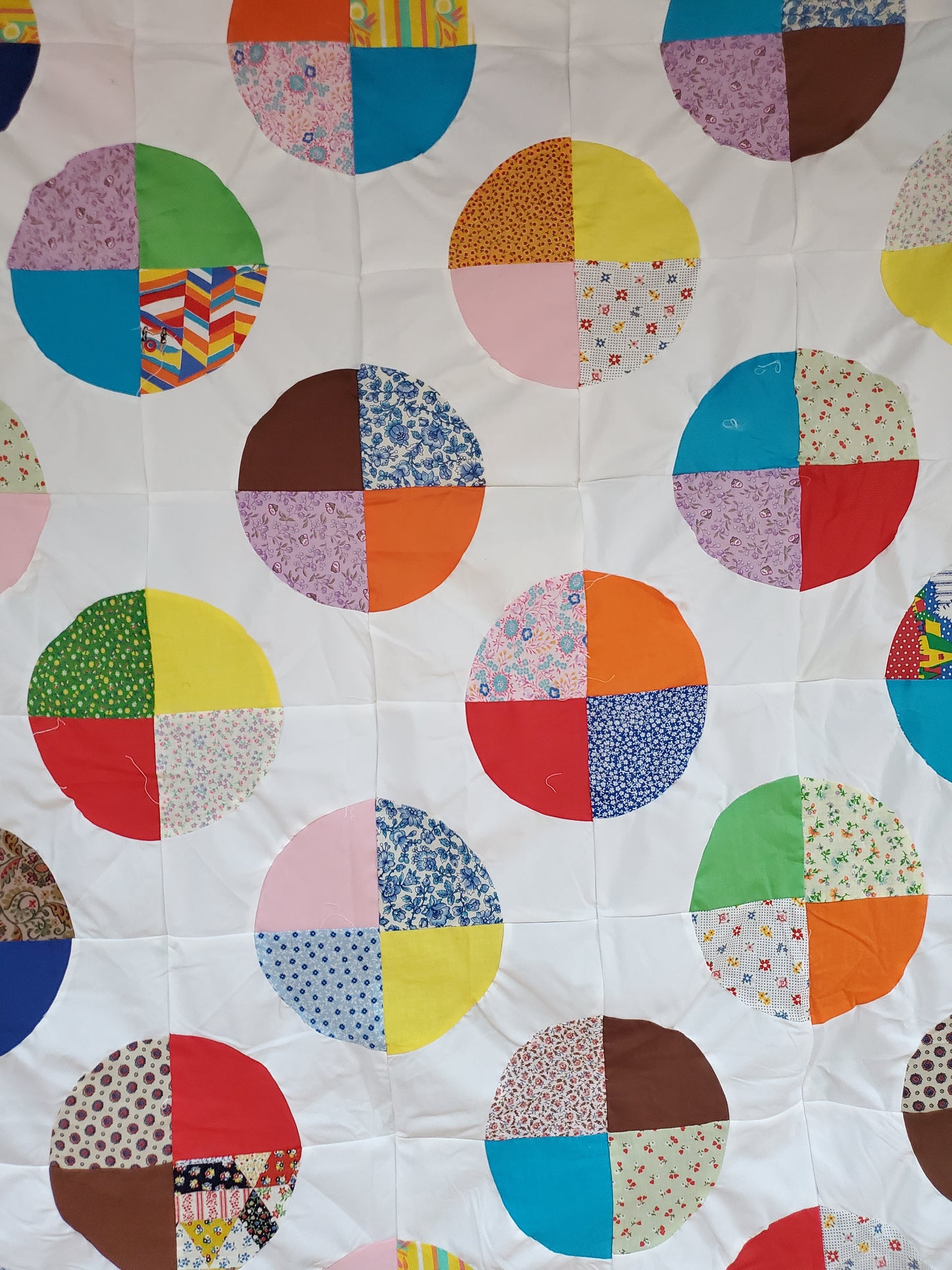 Contemporary Quarter Circle Quilt Top