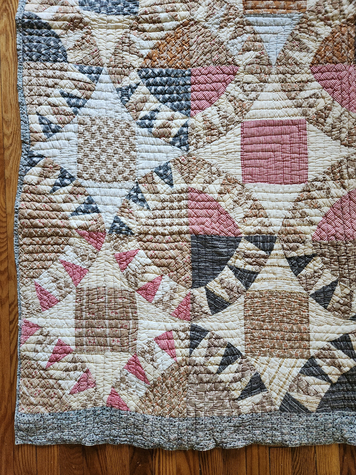 Antique Late 19th Century Sunflower Quilt