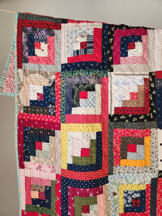 Hand Stitched Log Cabin Quilt c1930