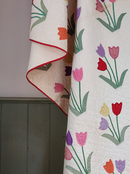 Vintage Tulip Applique Quilt c1930