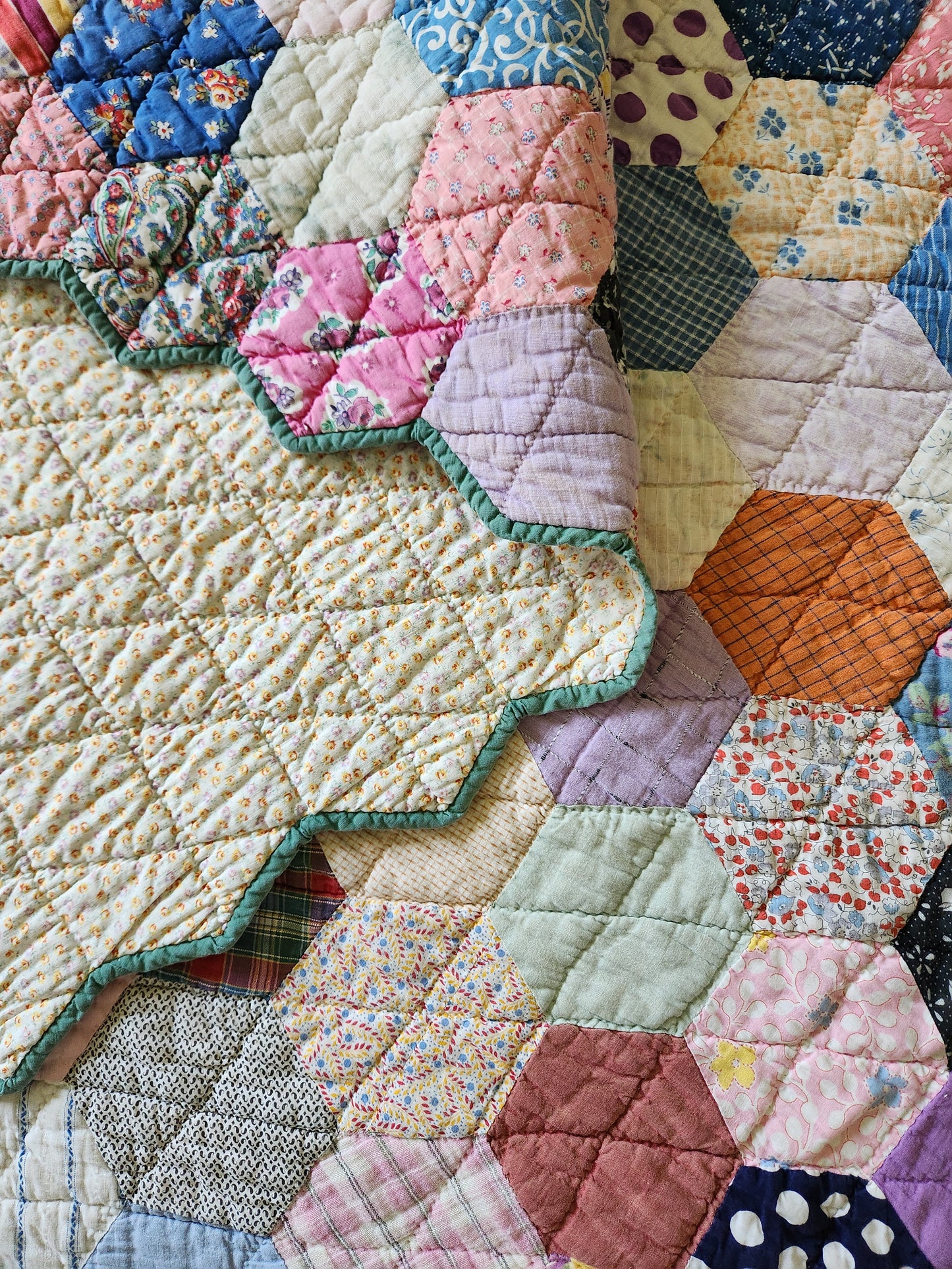 Hexagon Quilt c1940