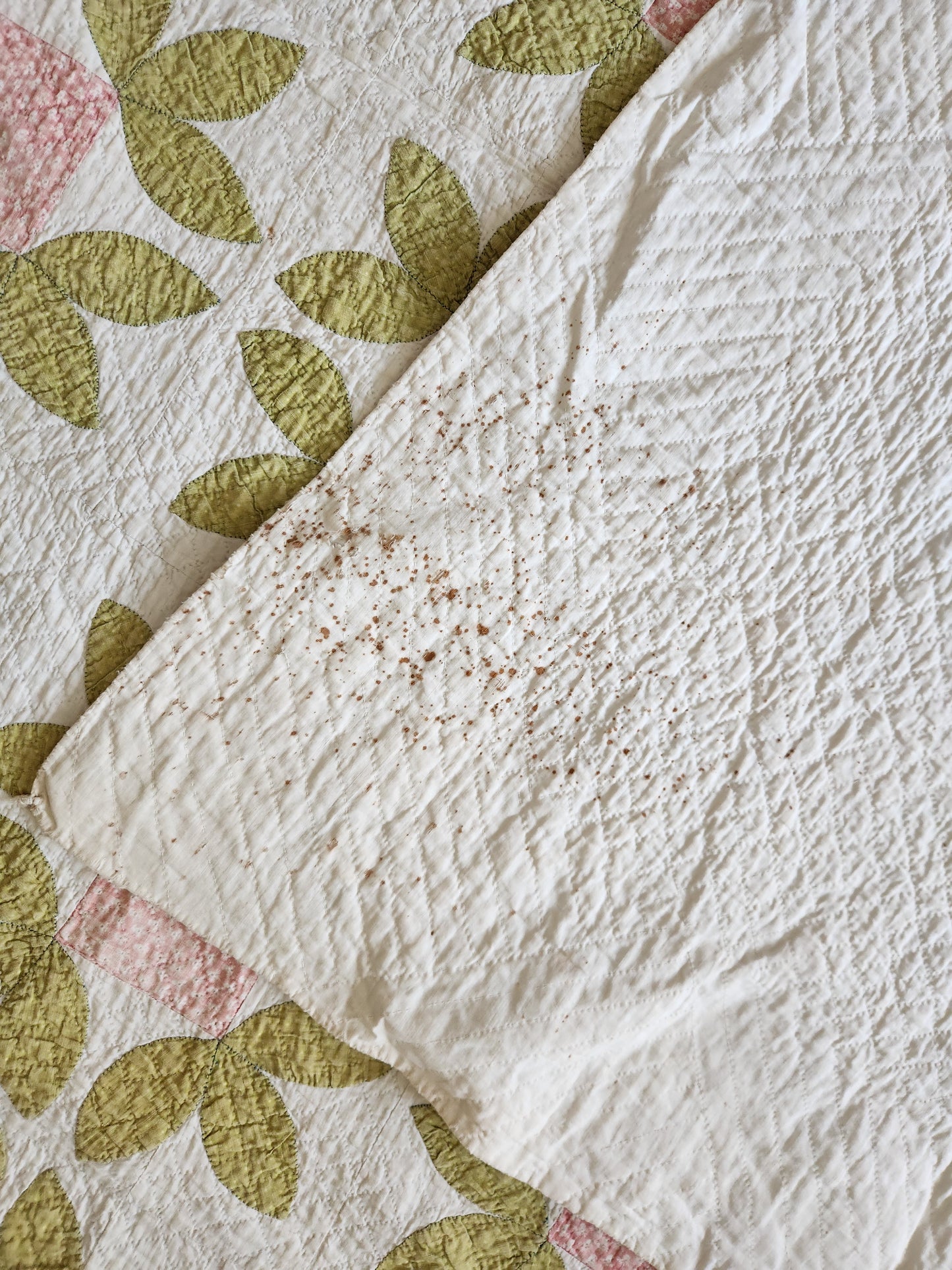 19th Century Honey Bee Quilt