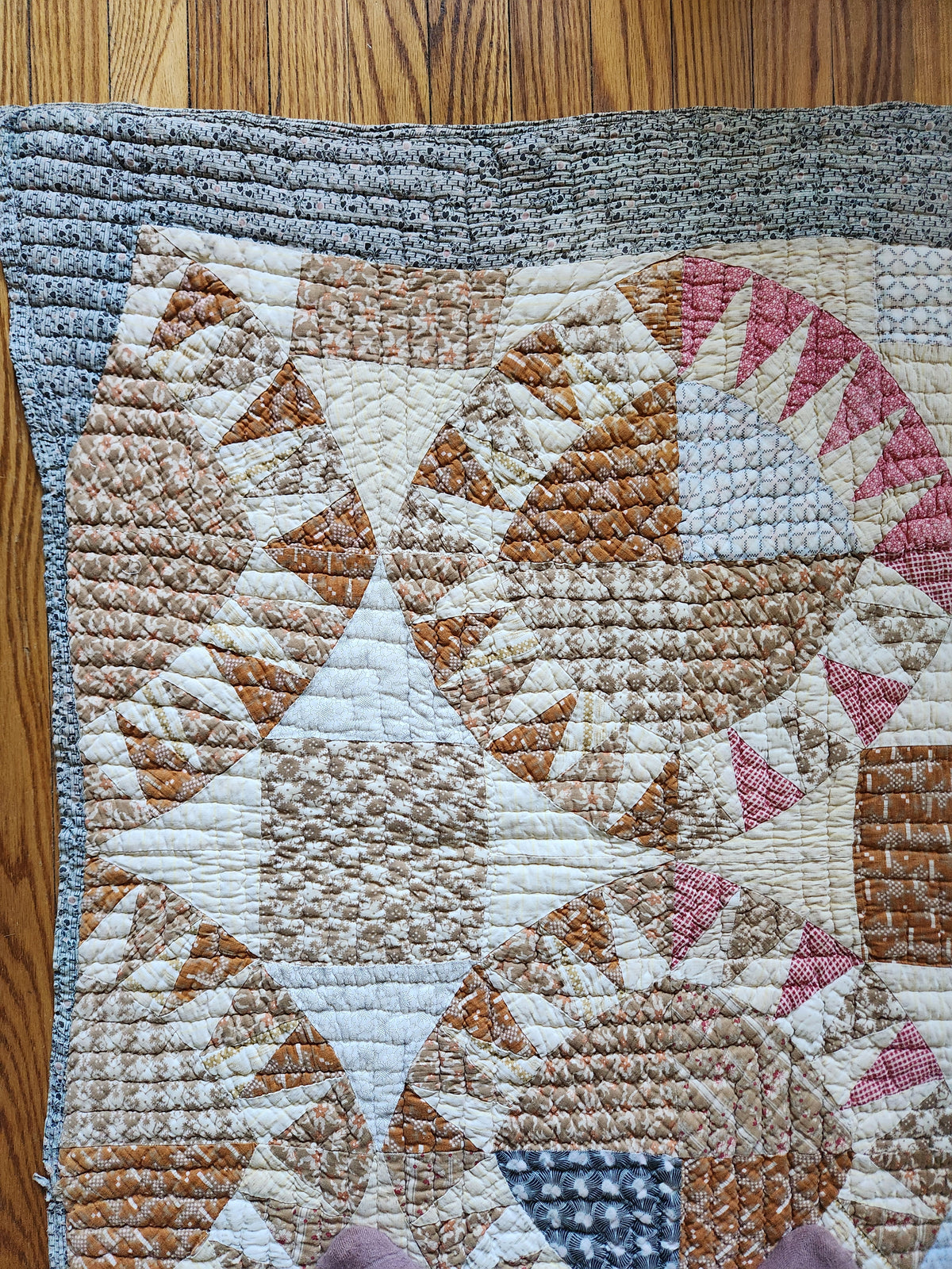 Antique Late 19th Century Sunflower Quilt