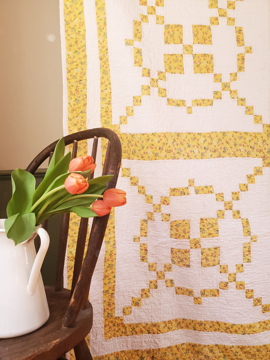 Vintage Yellow & White Burgoyne Surrounded Quilt