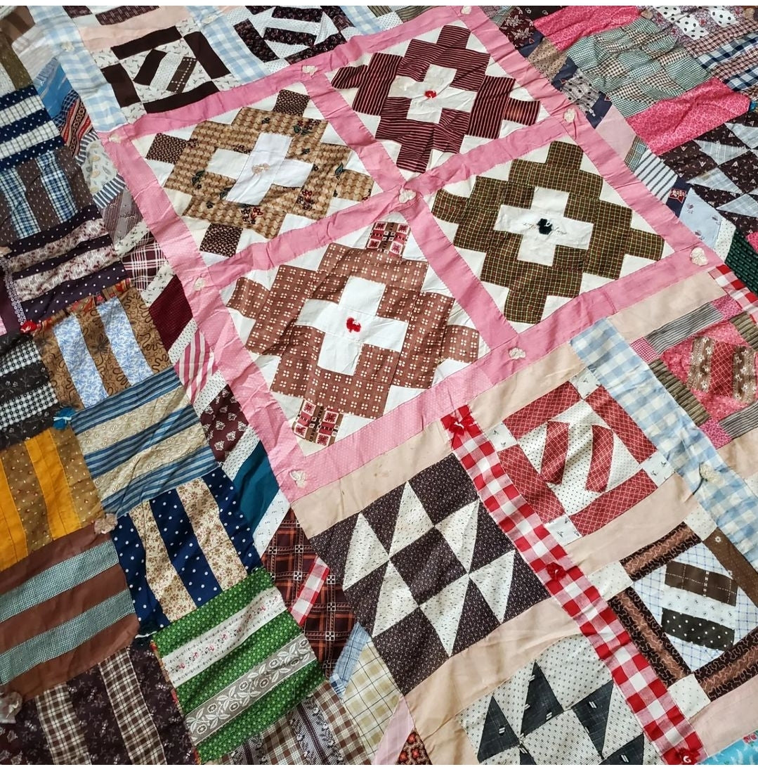 Ms. Julia Root's Sampler Quilt