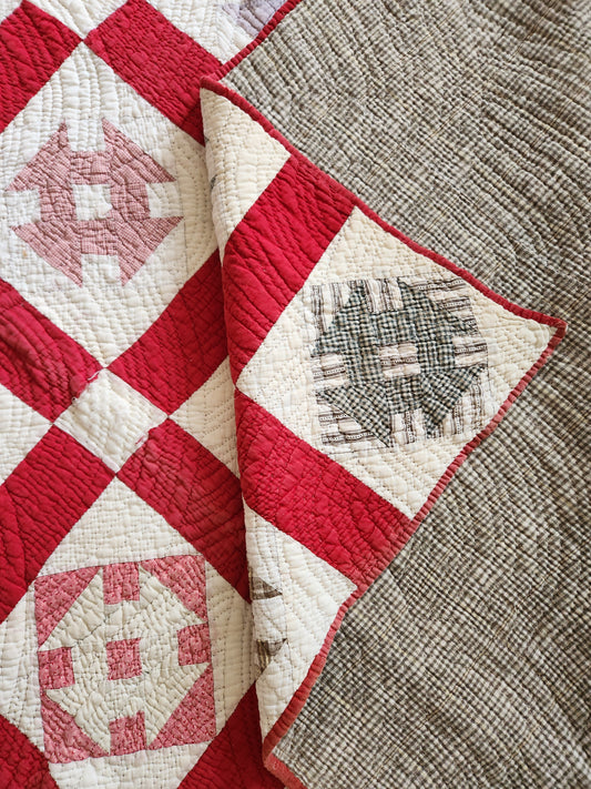 Antique Hole in the Barn Door Patchwork Quilt c1900