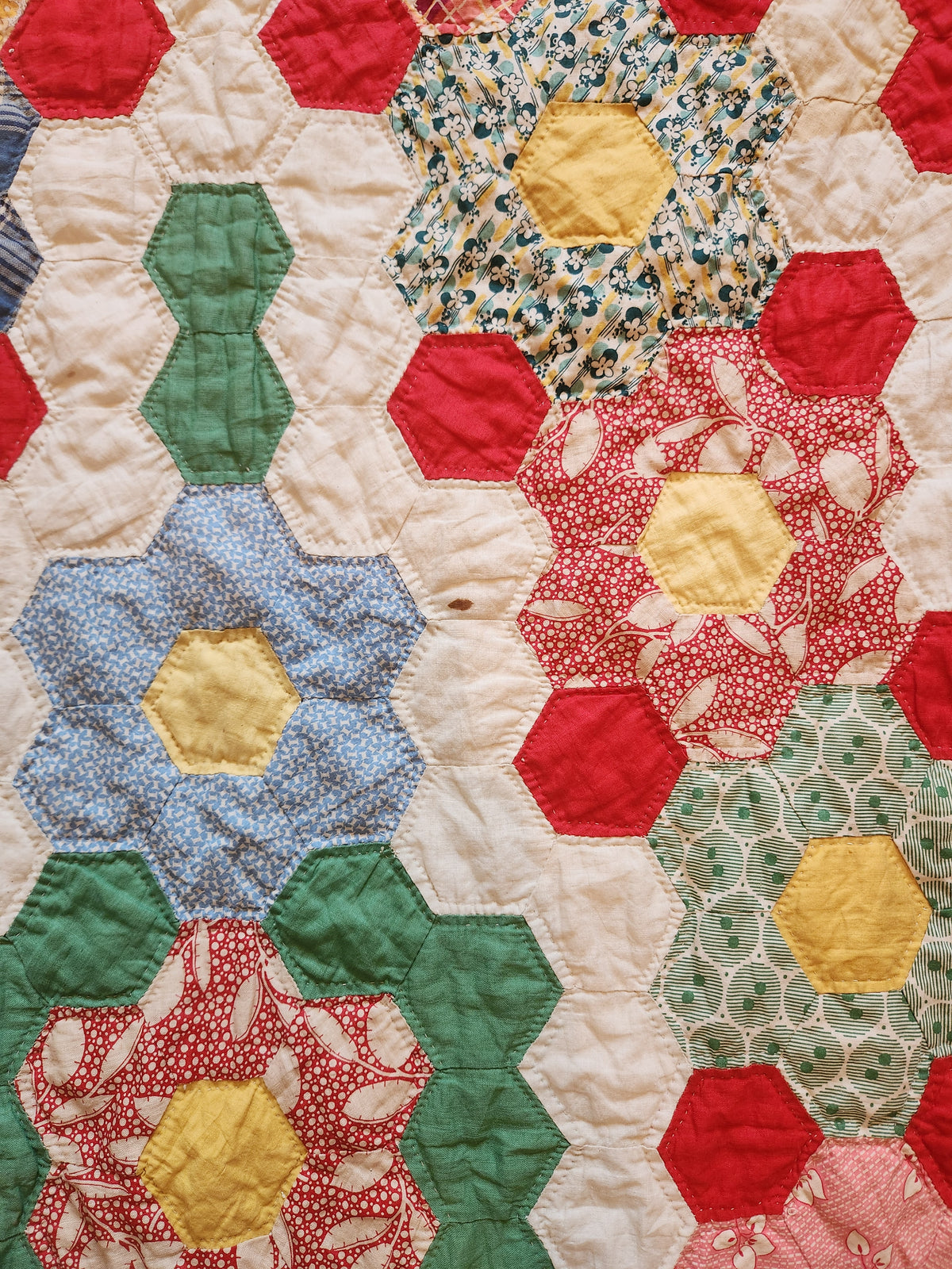 Vintage Hexagon Medallion Quilt