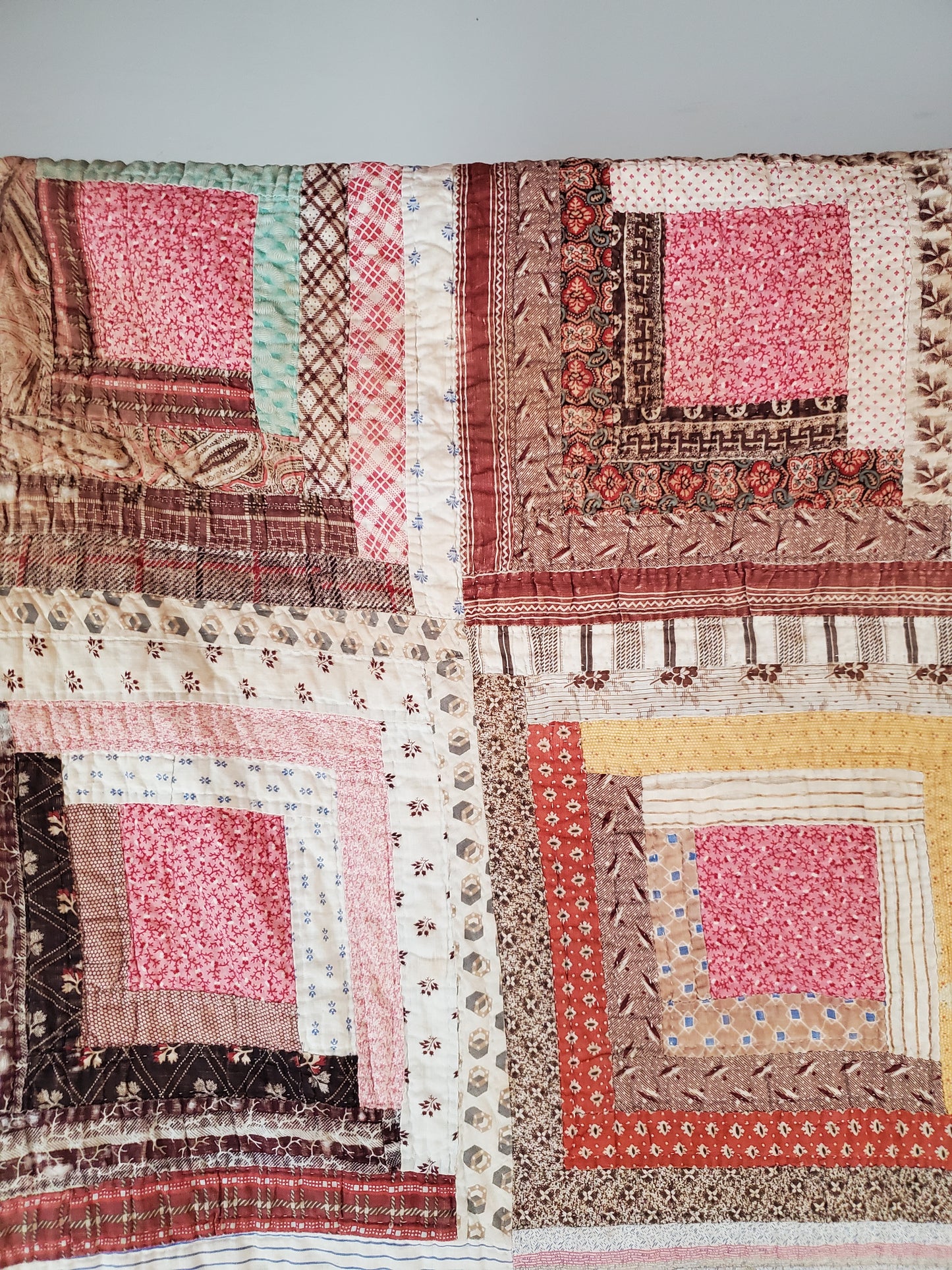 Stunning, Antique, Fussy Cut Log Cabin Quilt, ca 1870