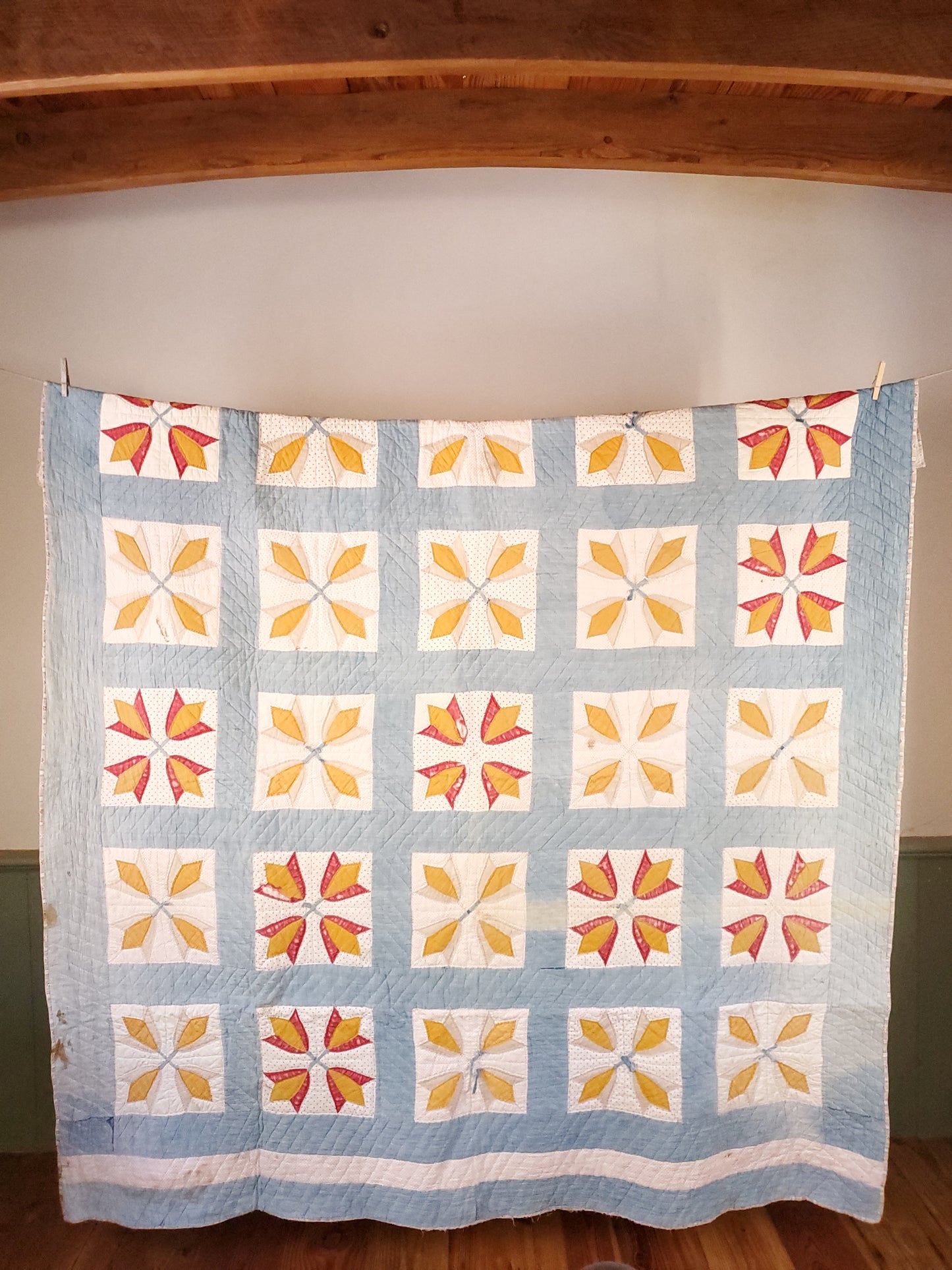 Antique Tulip Quilt