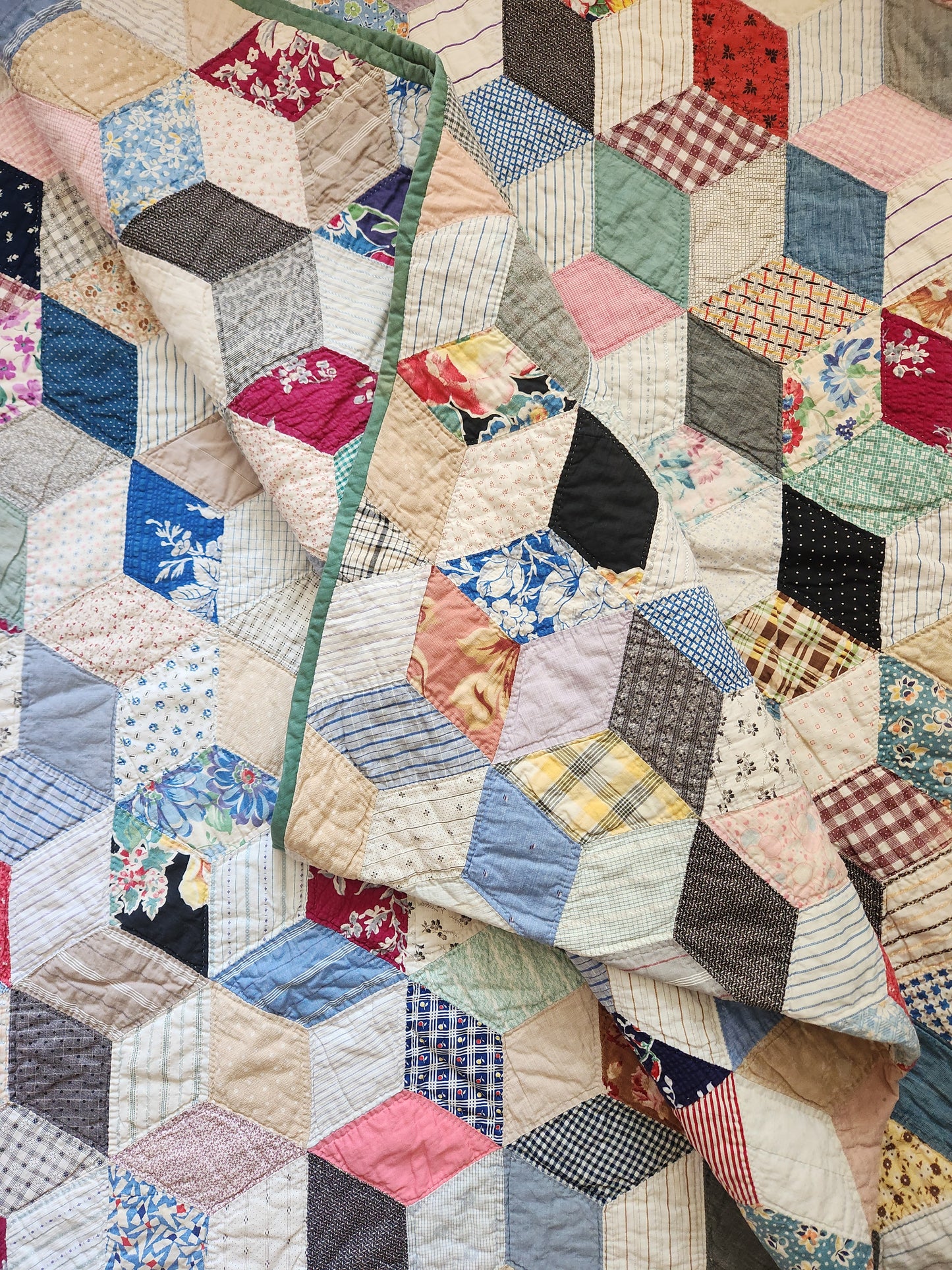 Vintage Tumbling Block Quilt