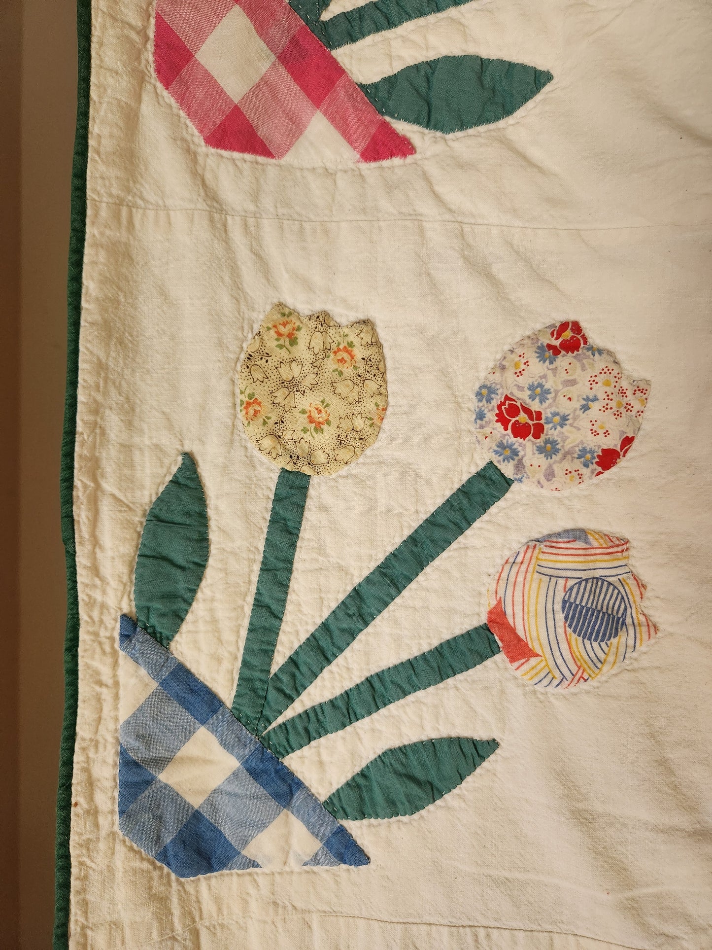 Vintage Flower Pot Applique Quilt