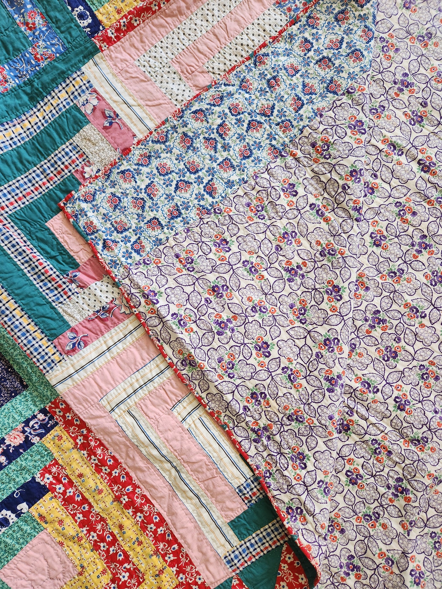 Stunning Vintage 1930’s Log Cabin Quilt