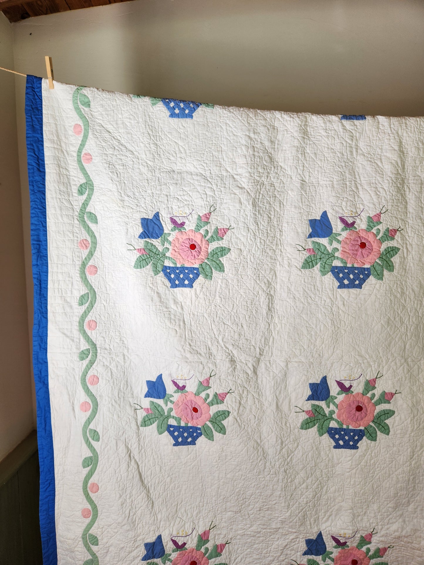Vintage Flower Basket Quilt c1940