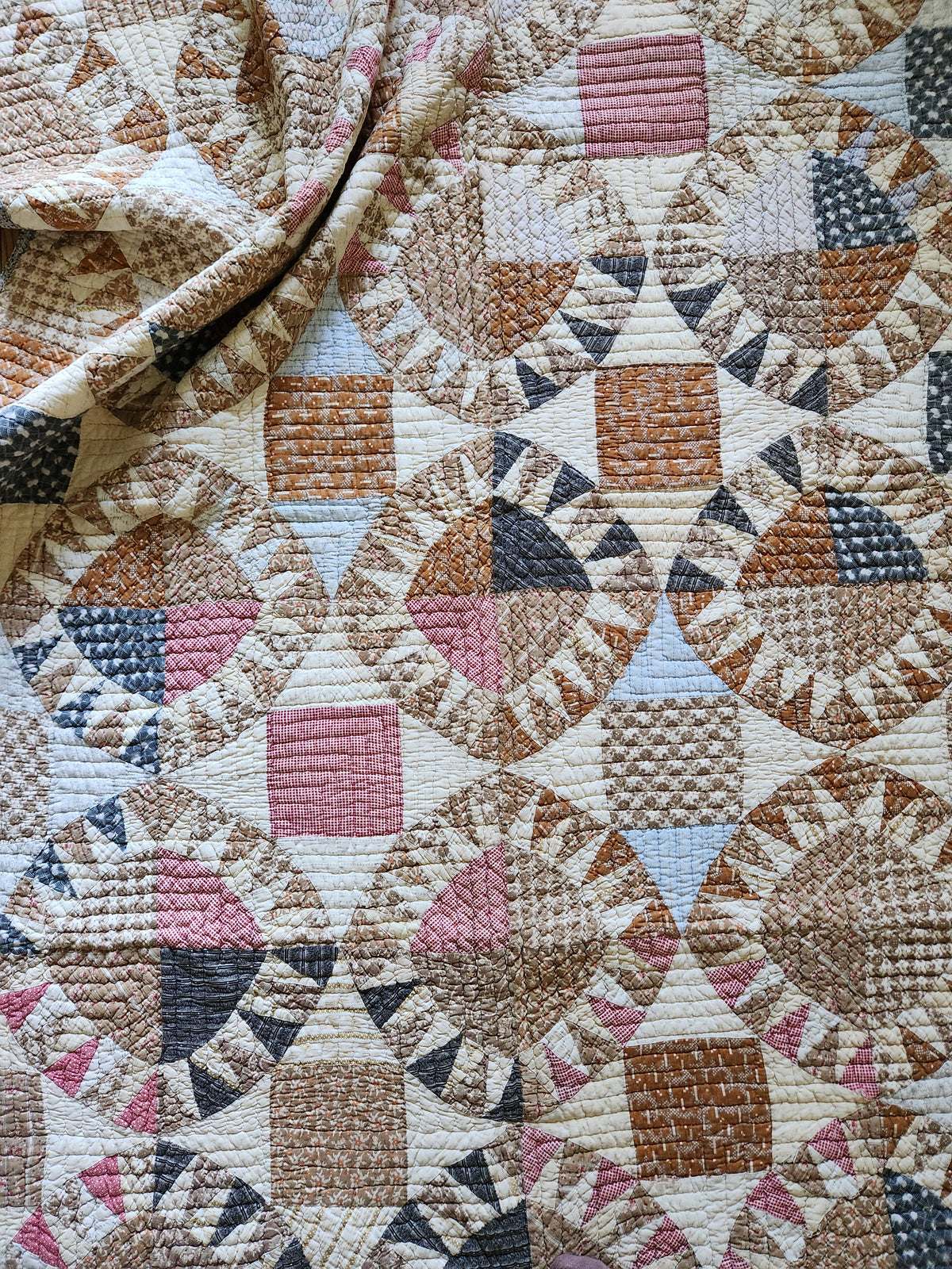 Antique Late 19th Century Sunflower Quilt