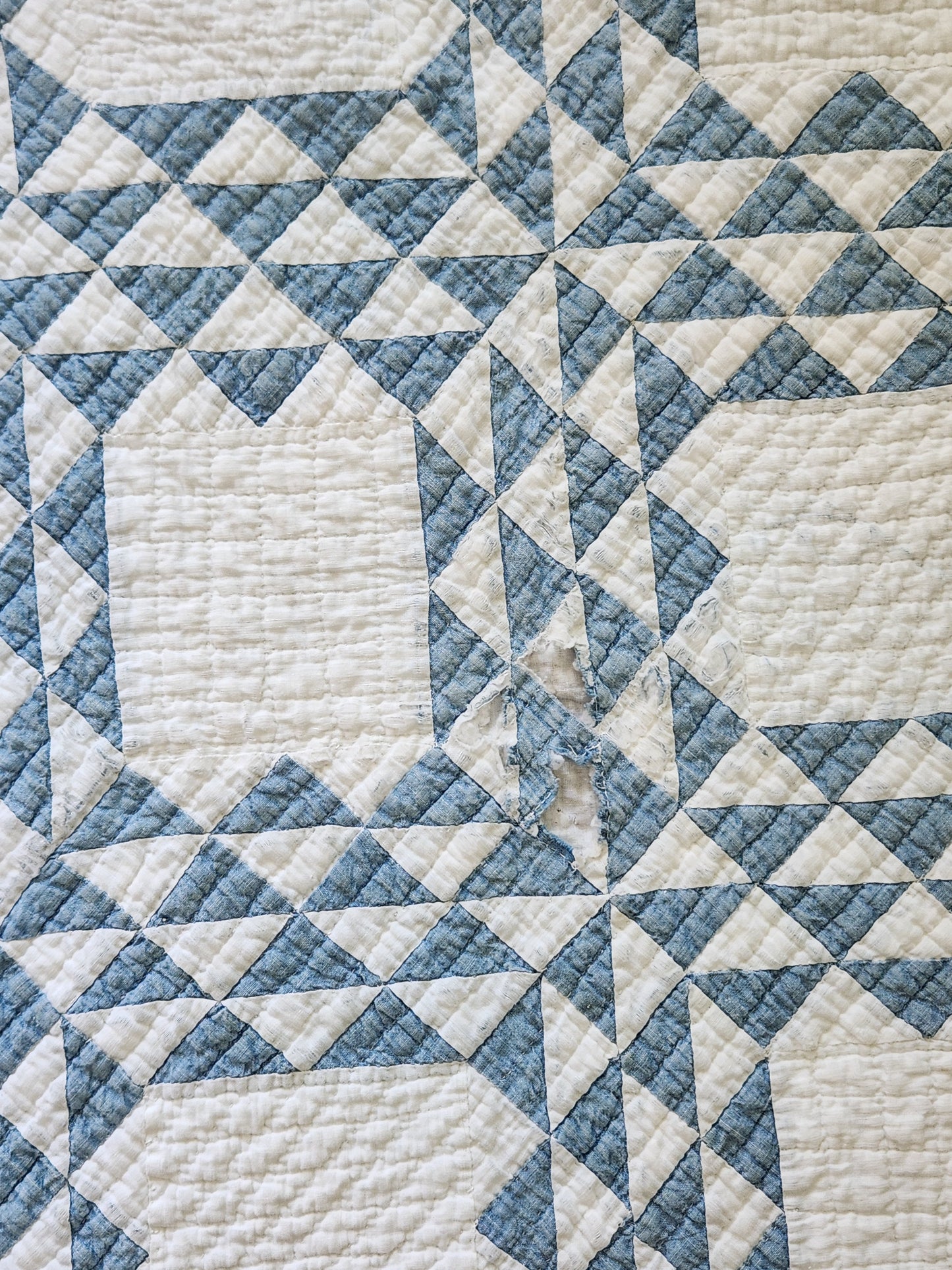 Antique Blue & White Ocean Waves Quilt c1900