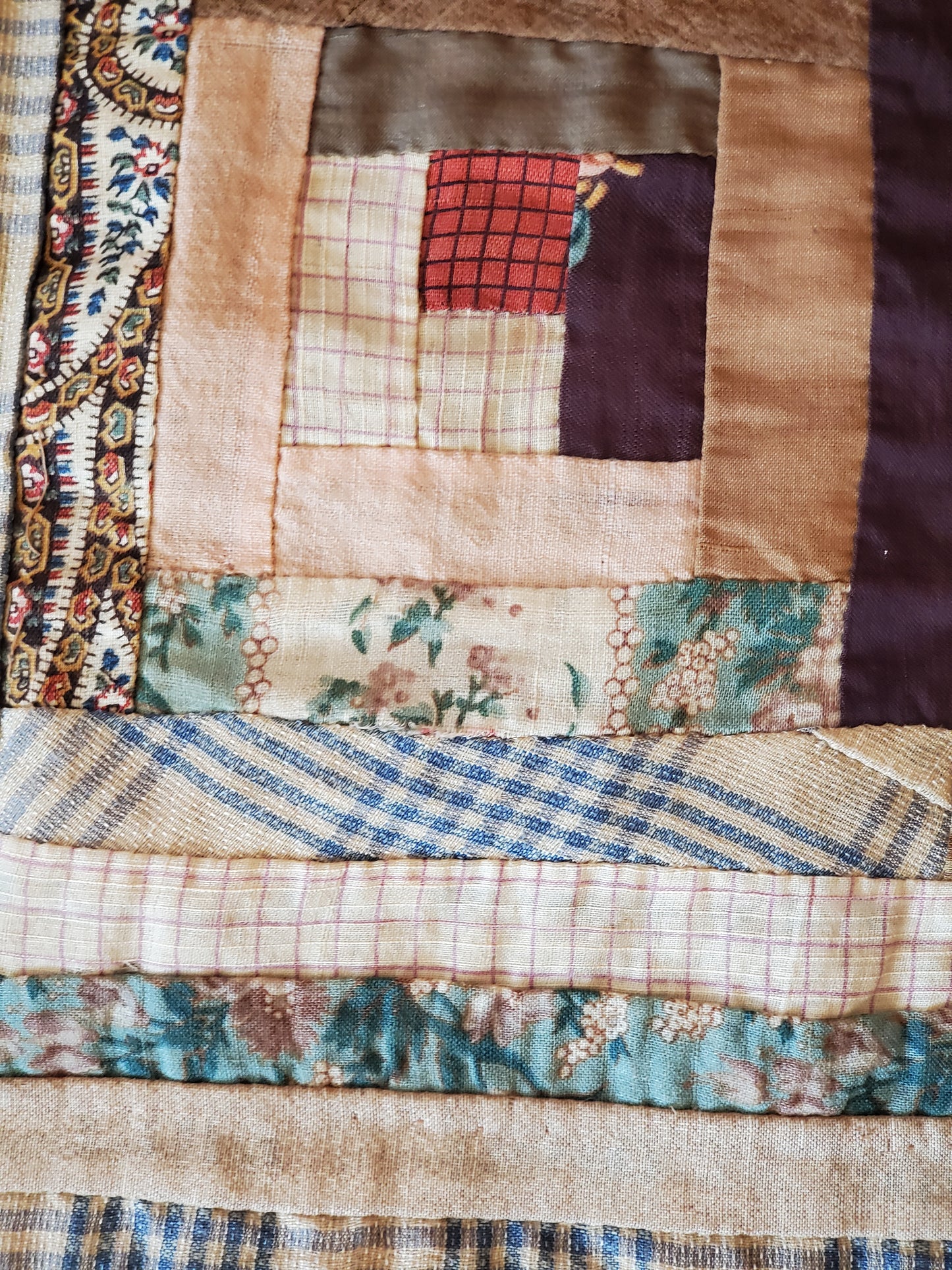 19th Century Antique Log Cabin Quilt