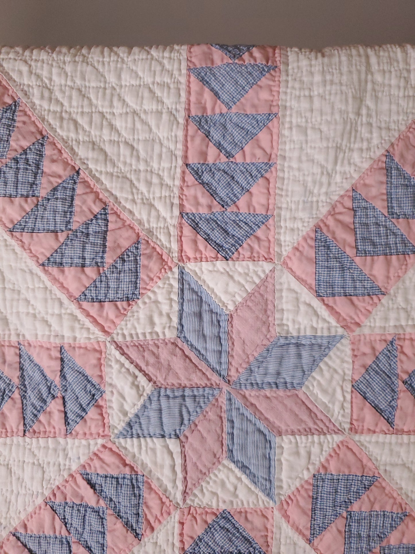 Gorgeous Vintage Quilt