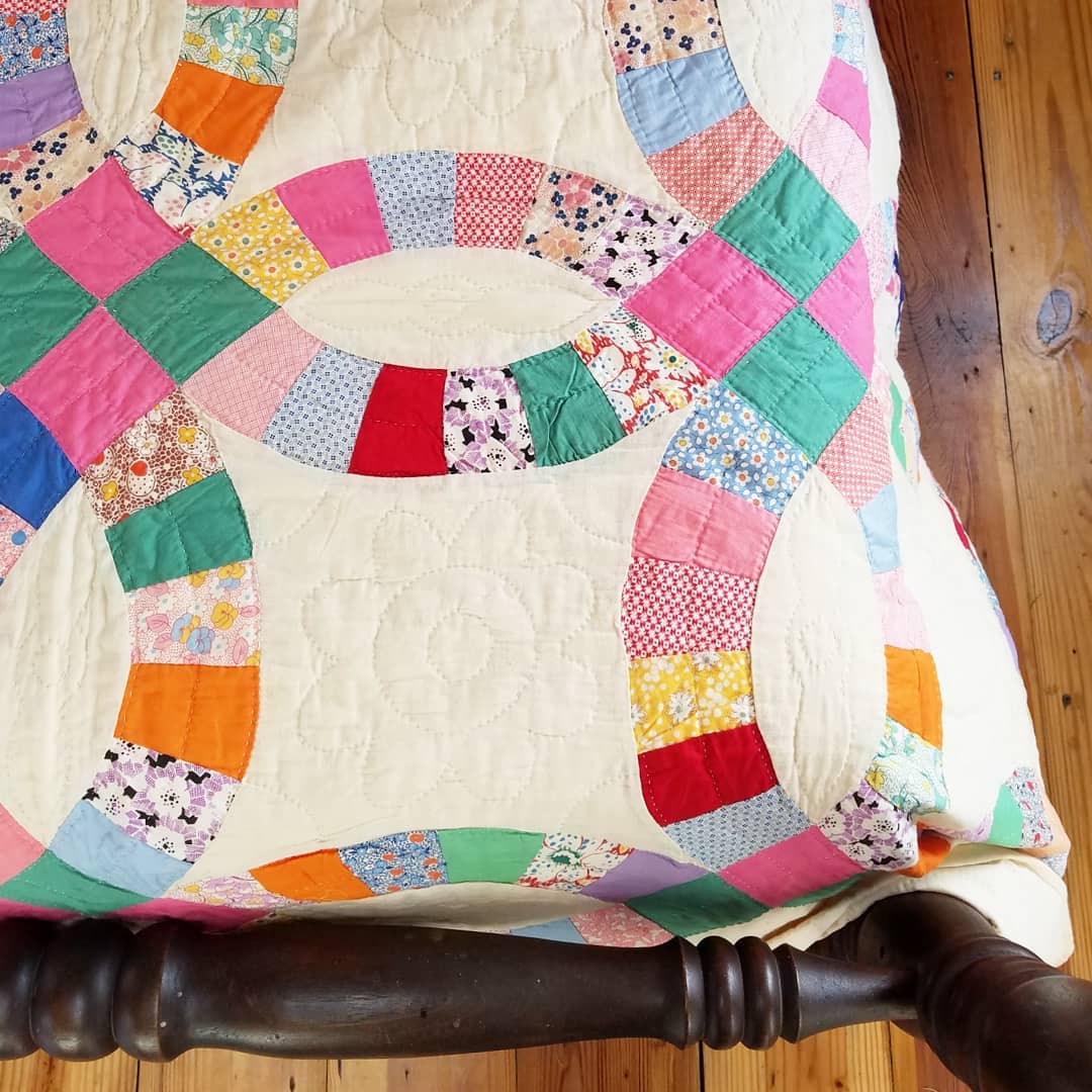 Double Wedding Ring Quilt 5