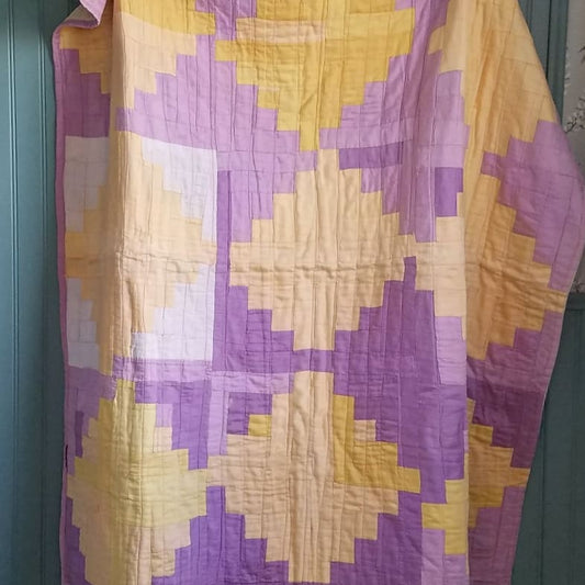 Log Cabin Quilt 2