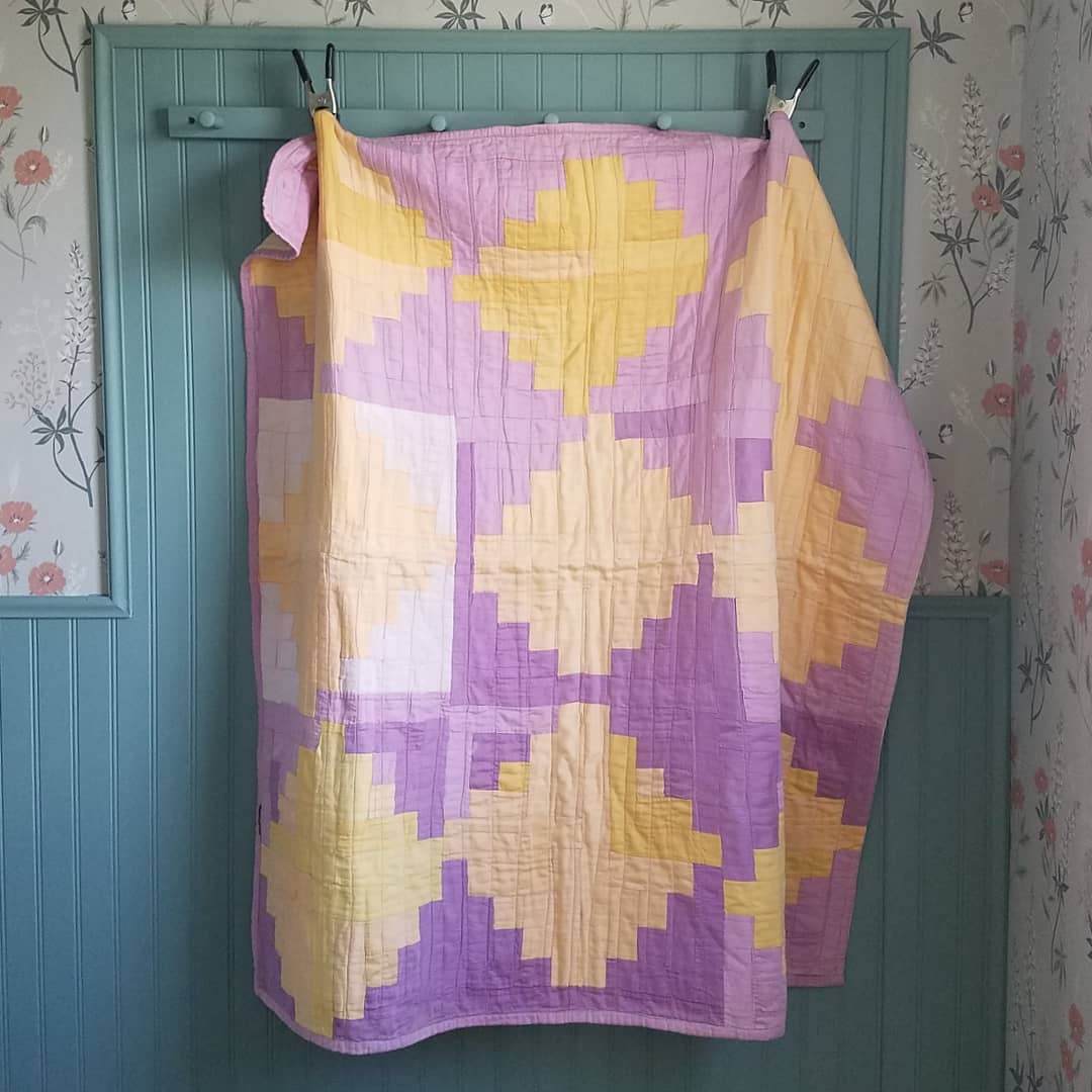 Log Cabin Quilt 2