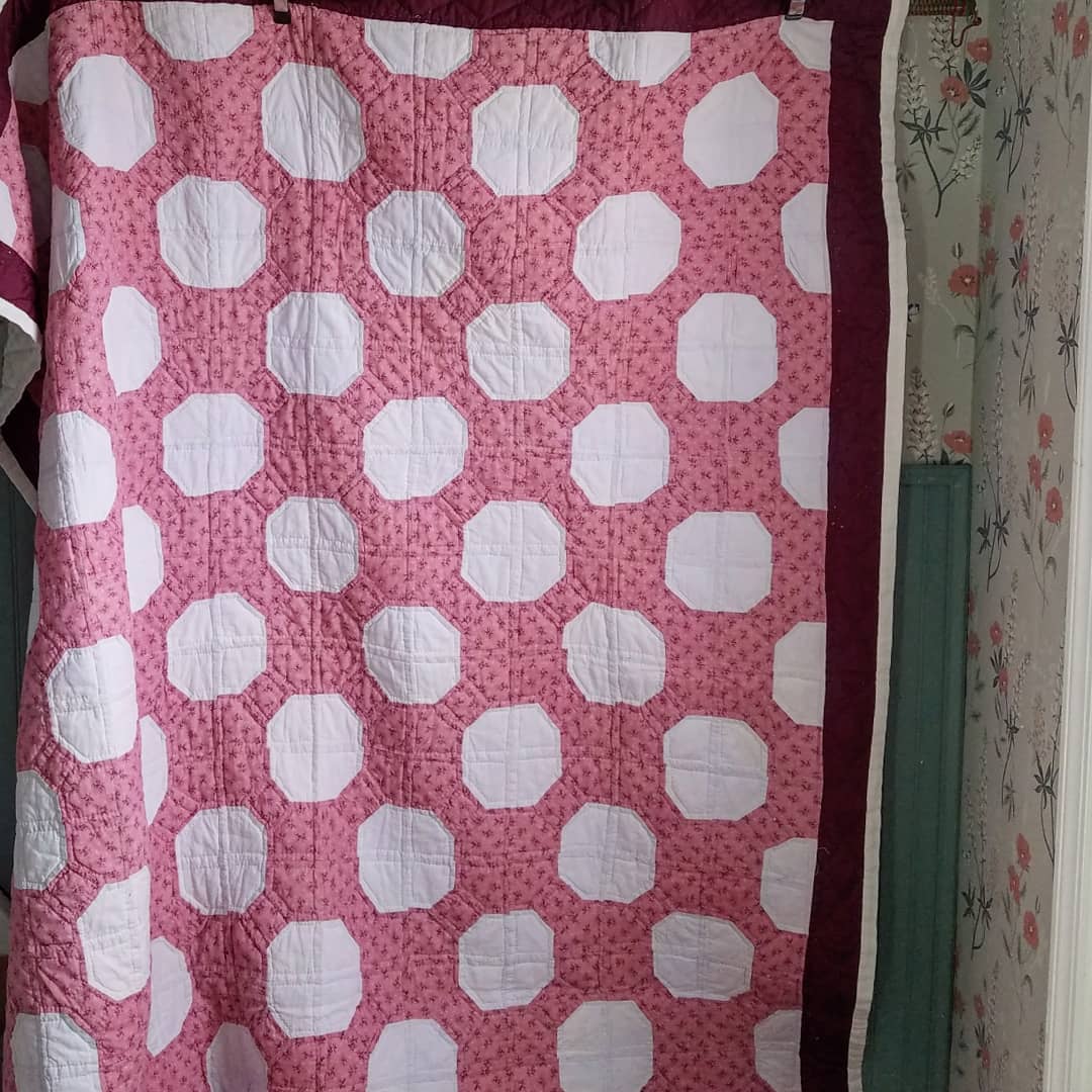 Snowball Quilt 2