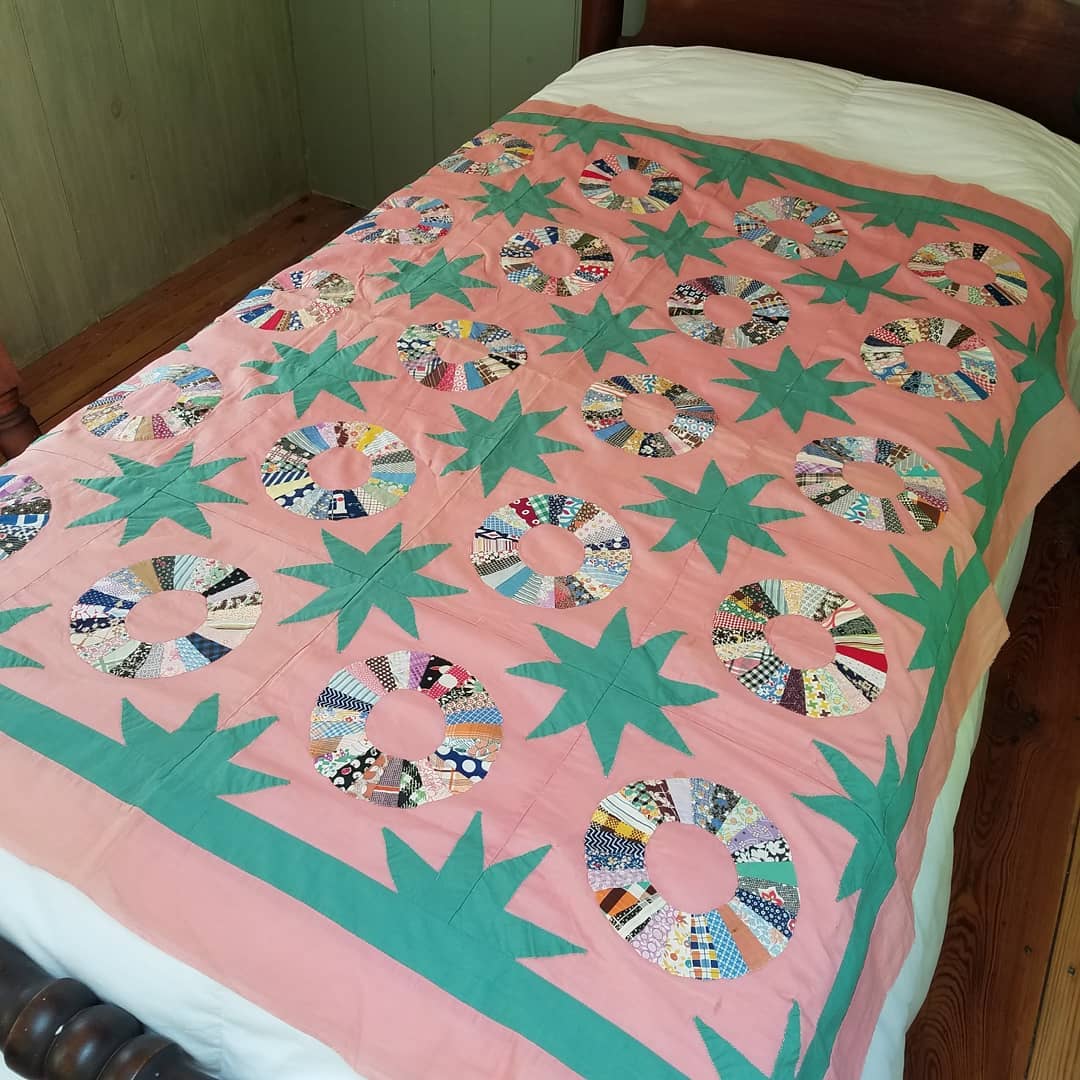Dresden Plate Quilt Top 2