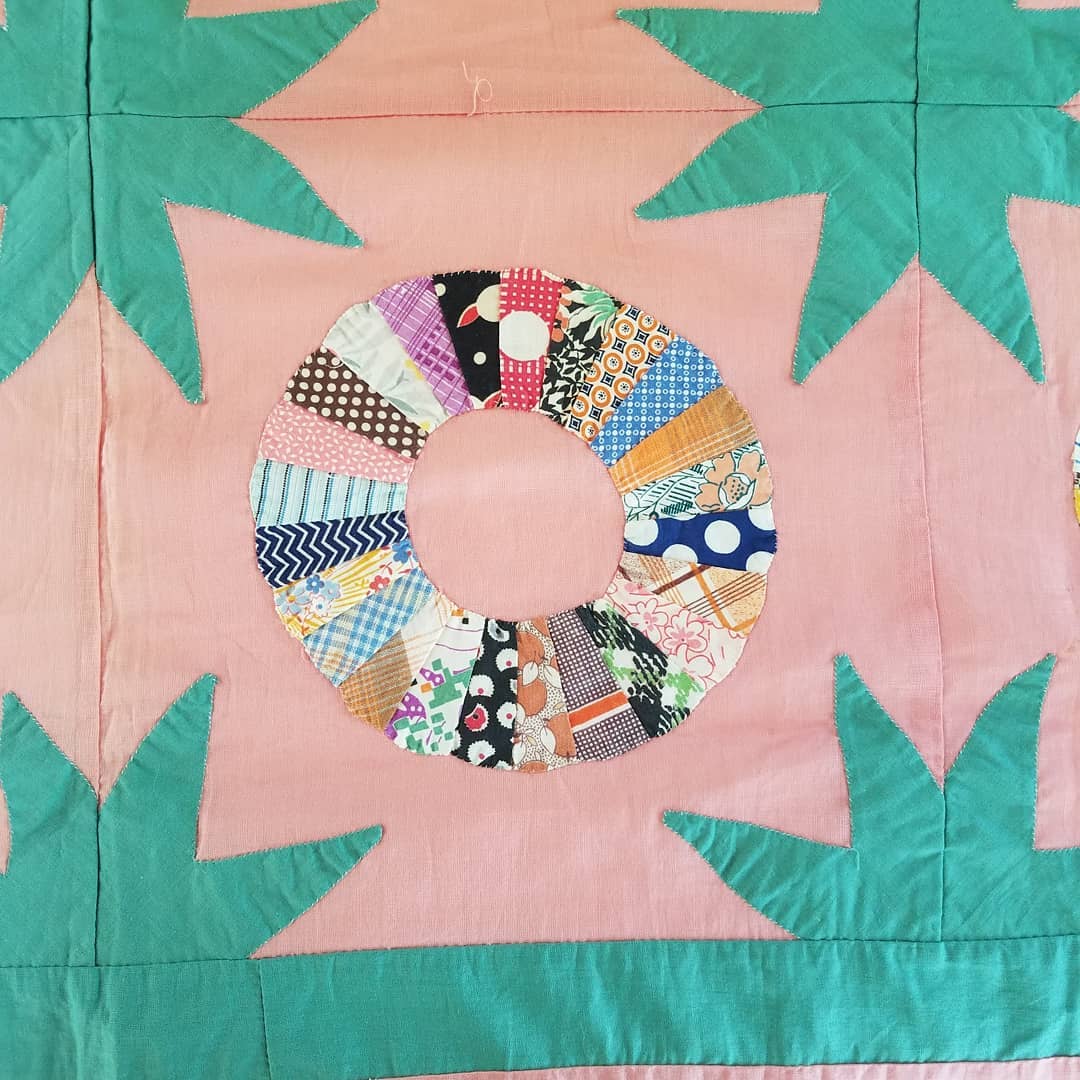 Dresden Plate Quilt Top 2