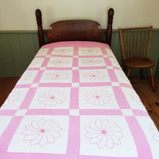 Floral Embroidery Block quilt