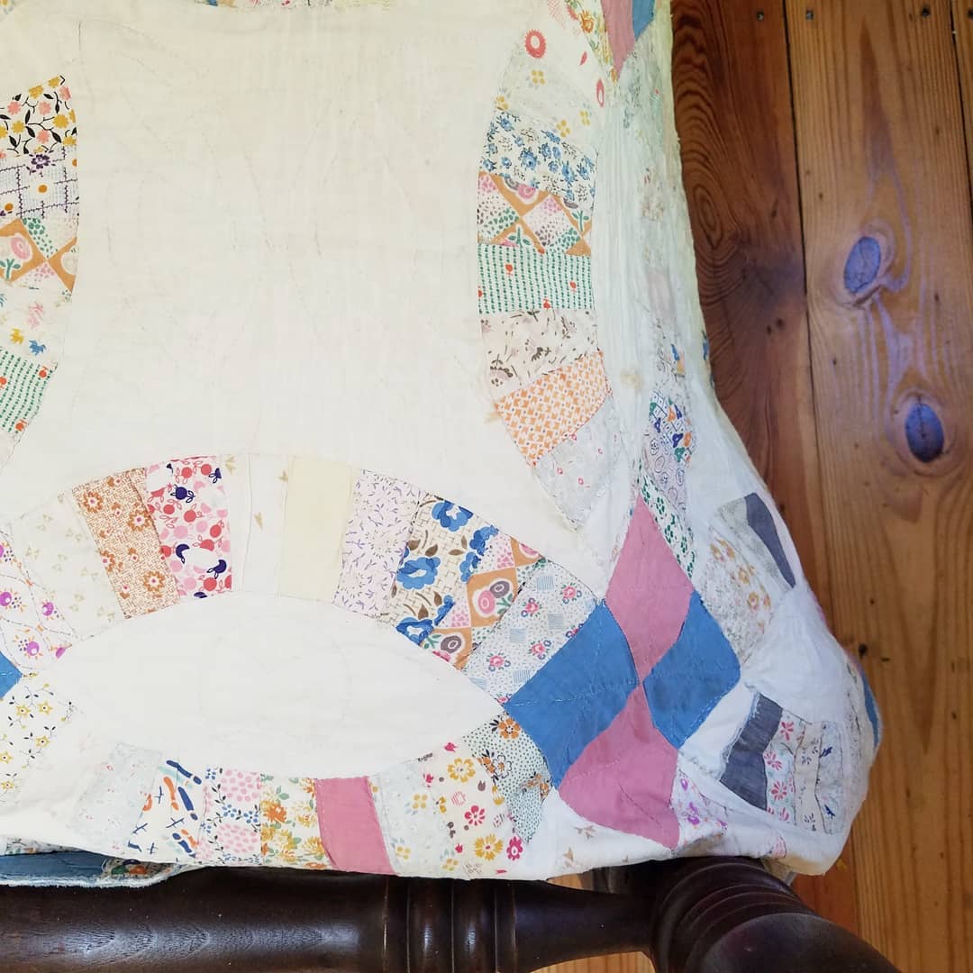 Large Double Wedding Ring Quilt