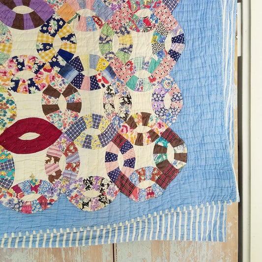Double Wedding Ring Quilt 3