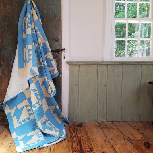 Blue and Tan Basket quilt