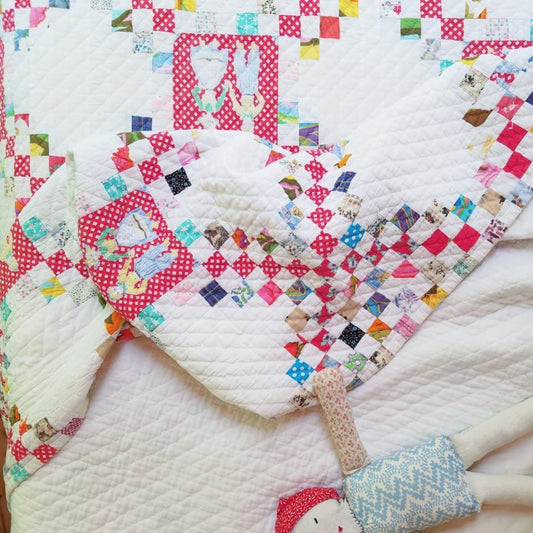 Dutch Boy /Dutch Girl Chain Quilt