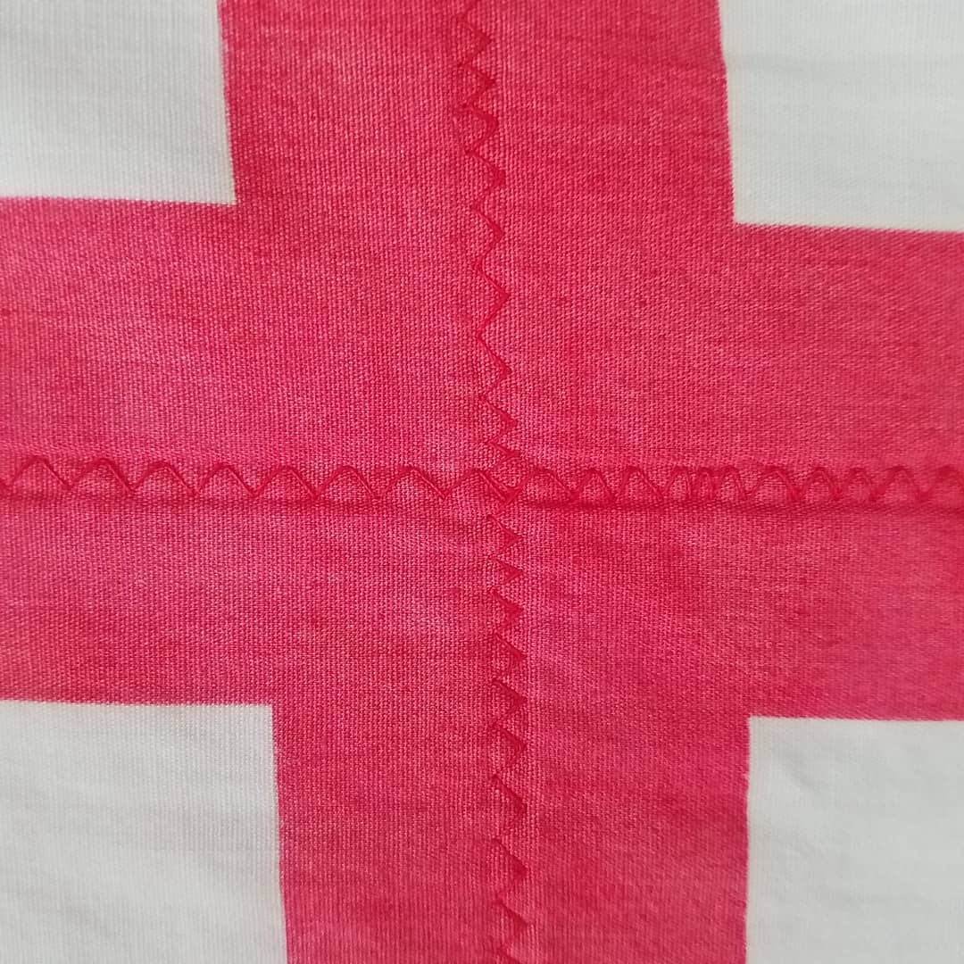 Whole Cloth, Dresden Plate Pattern Quilt