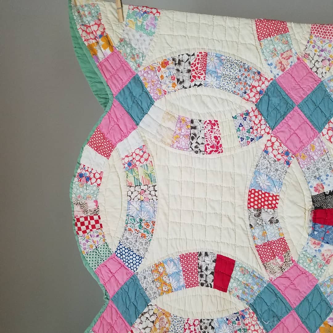 Double Wedding Ring Quilt