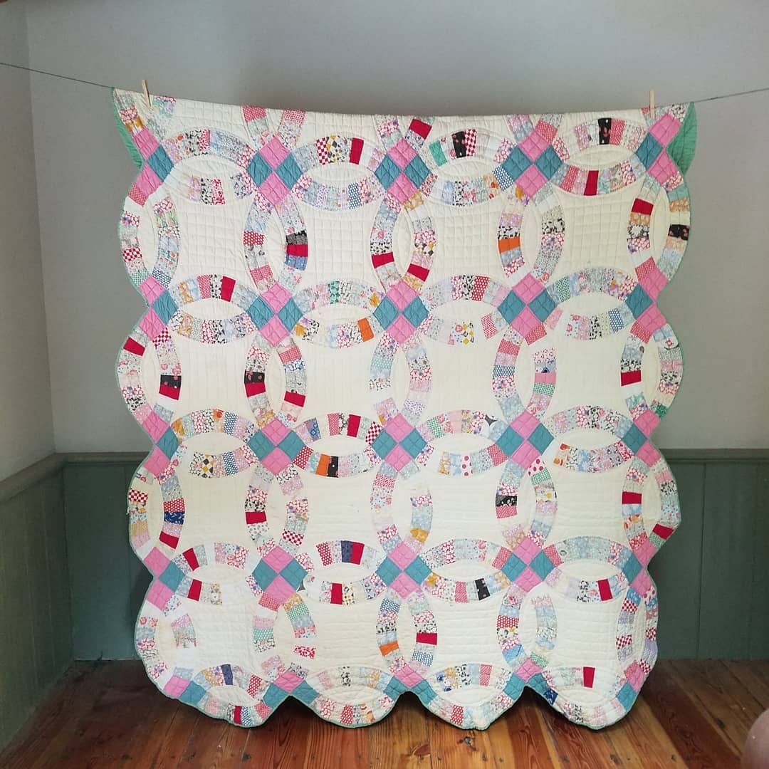 Double Wedding Ring Quilt