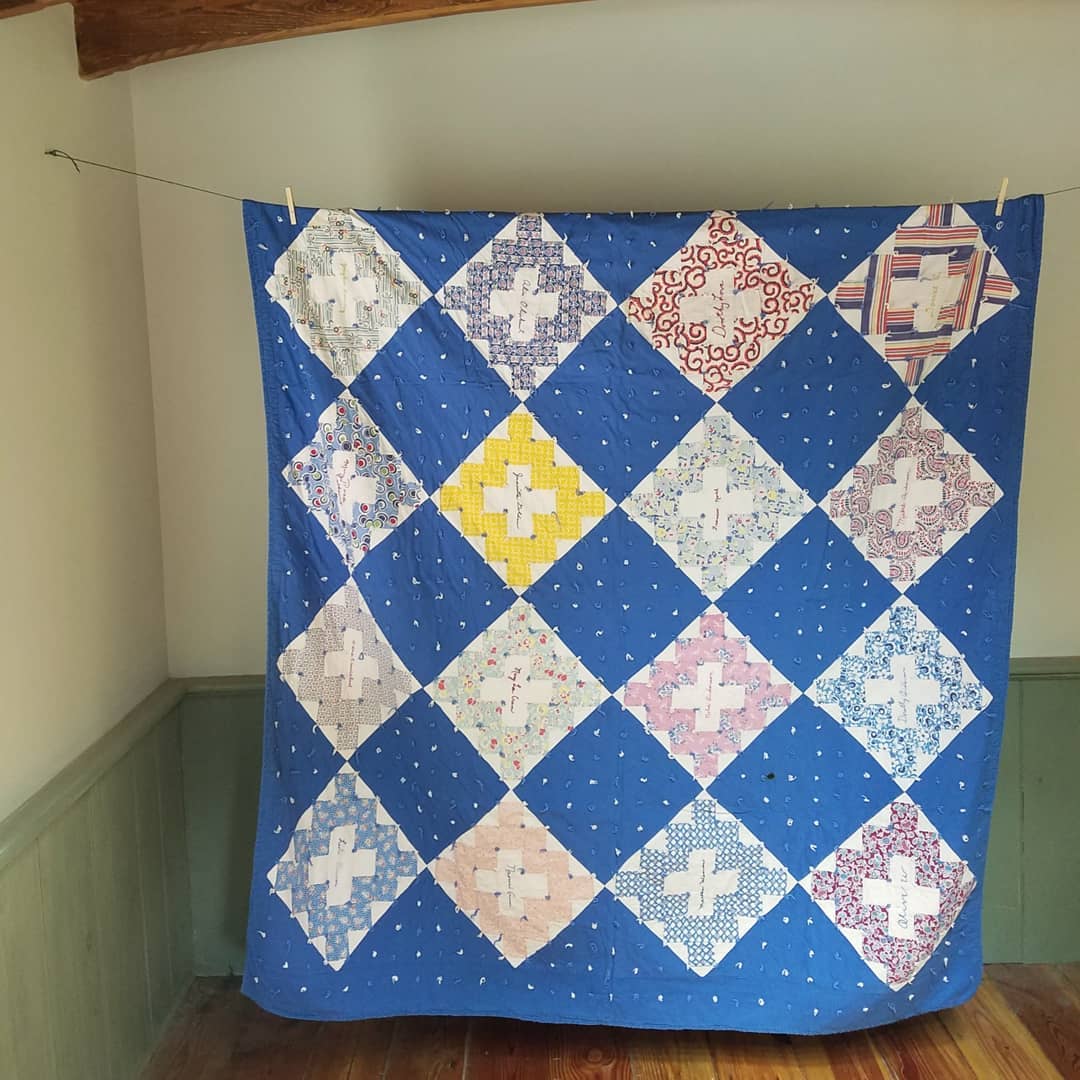 Hand Tied Album Quilt